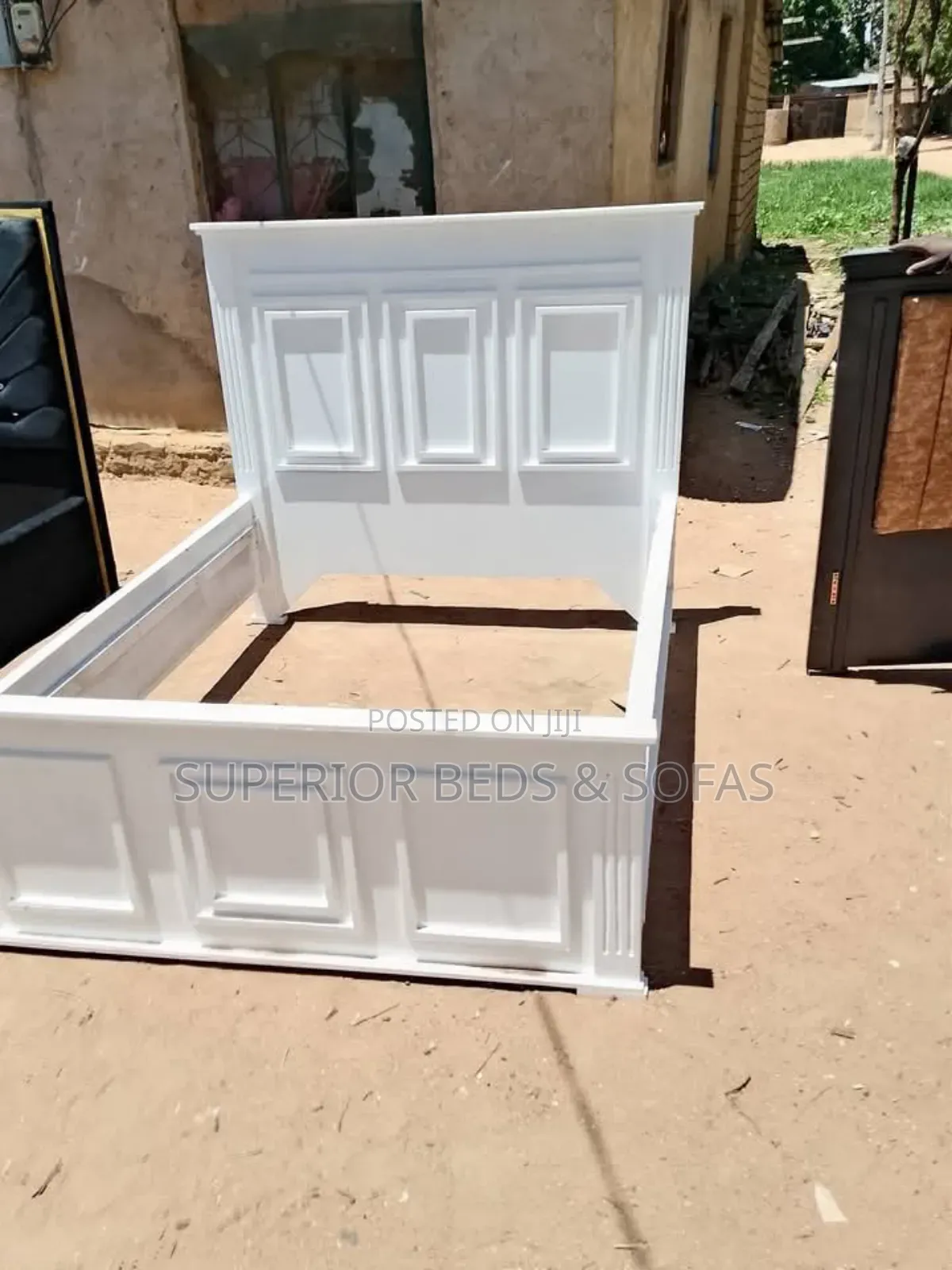 White Brand New Bed for Sale (4*6)