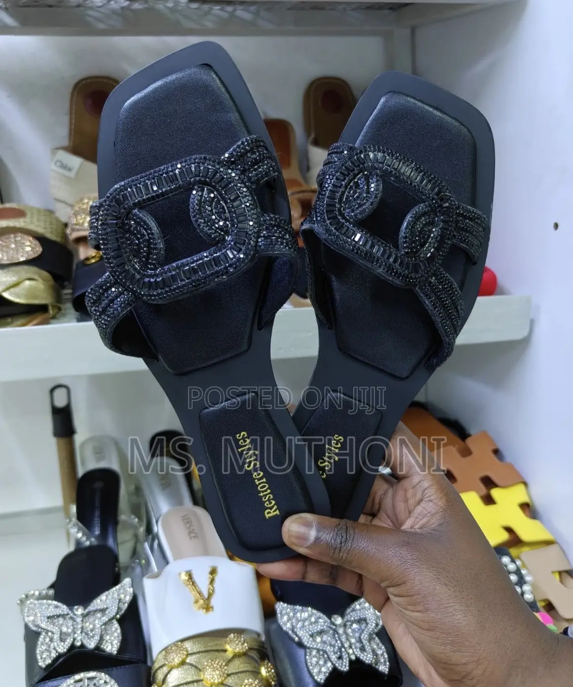 Restore Style Women's Flat Slide Sandals With an Embellished Buckle