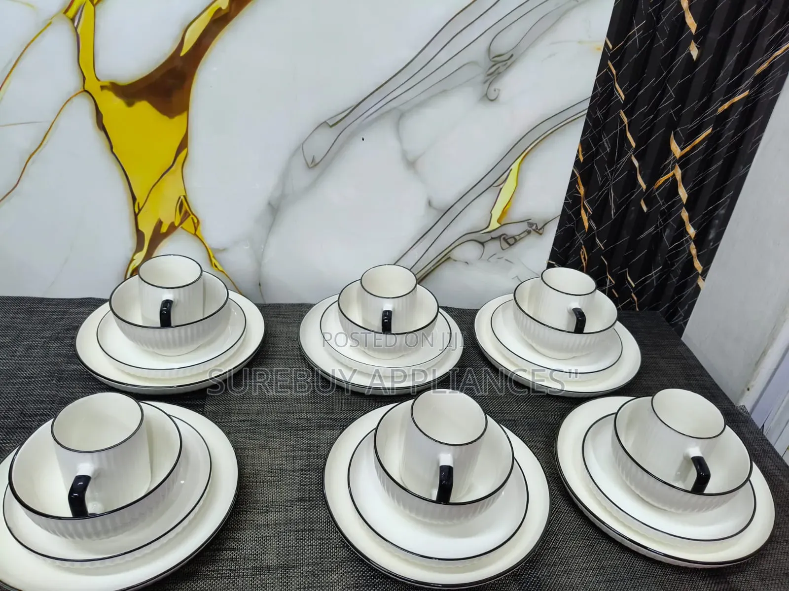 24pc Japanese Ceramic Dinnerware Set