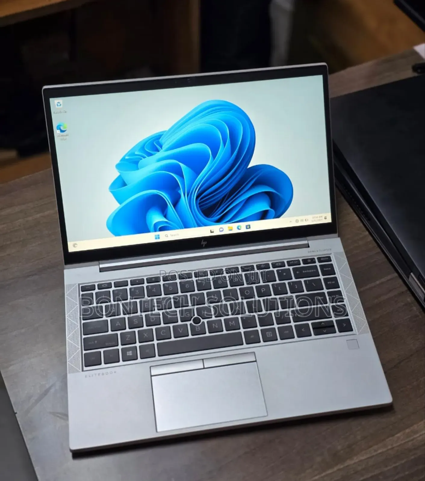 Laptop HP EliteBook 845 G7 16GB AMD Ryzen 5 SSD 256GB