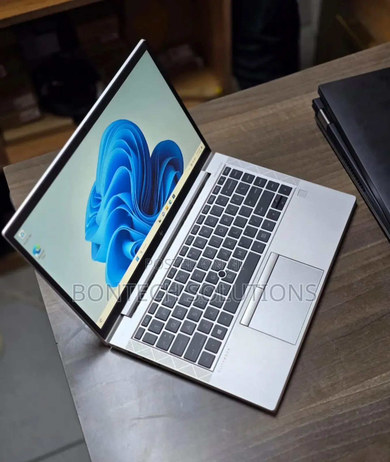 Laptop HP EliteBook 845 G7 16GB AMD Ryzen 5 SSD 256GB