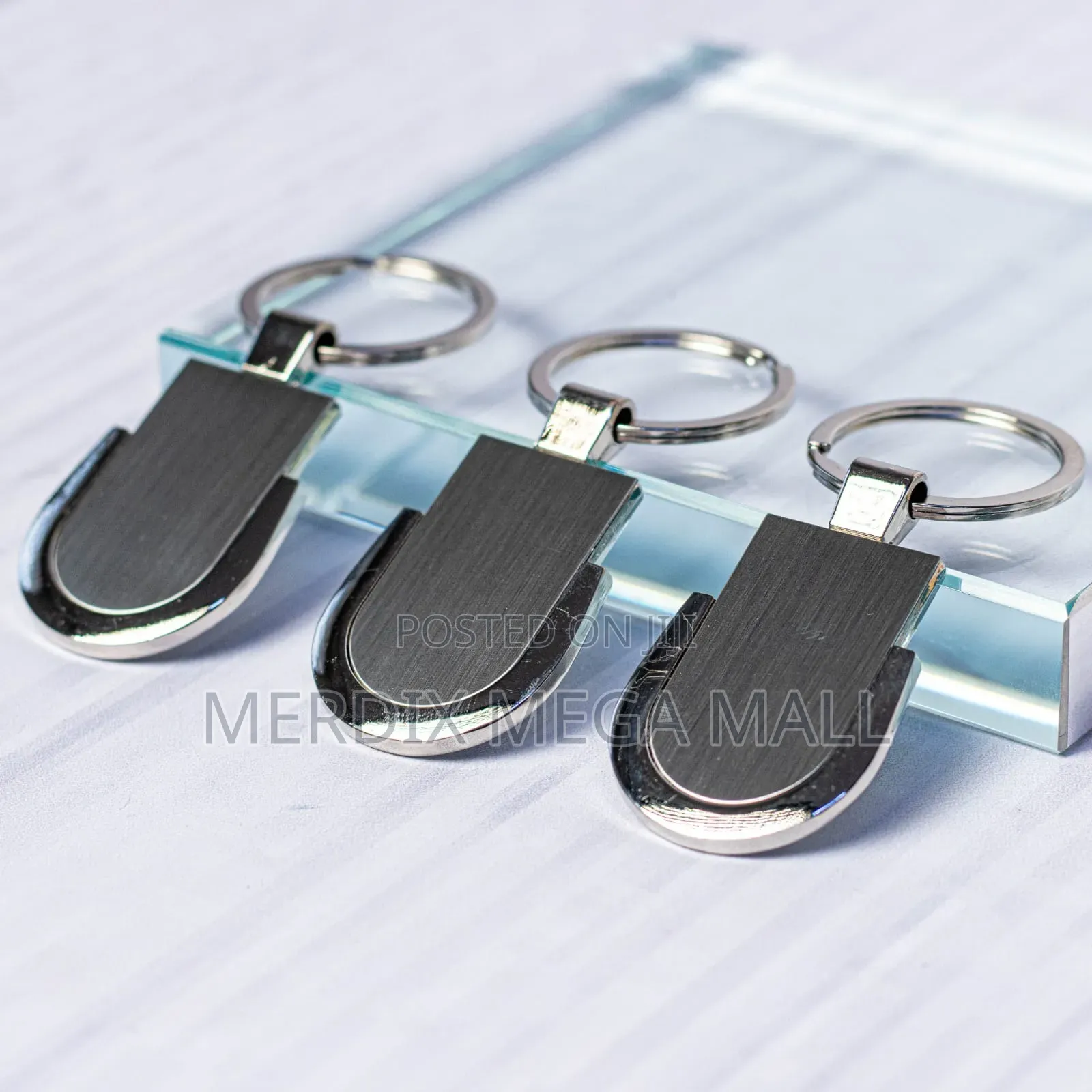 Curved Edge Metal Keyring,Keyring, Key Holder