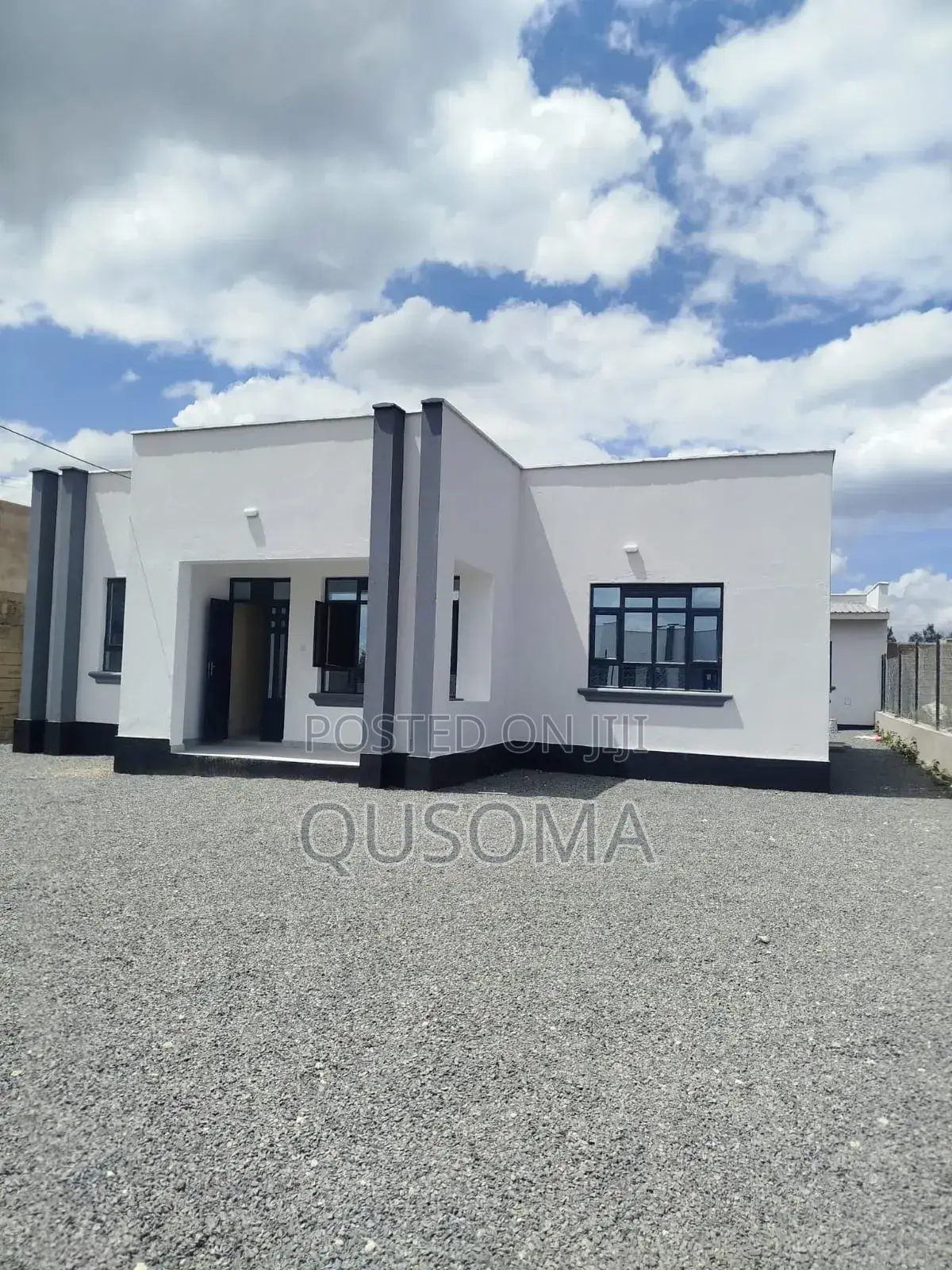 3bdrm Bungalow in Kitengela for sale