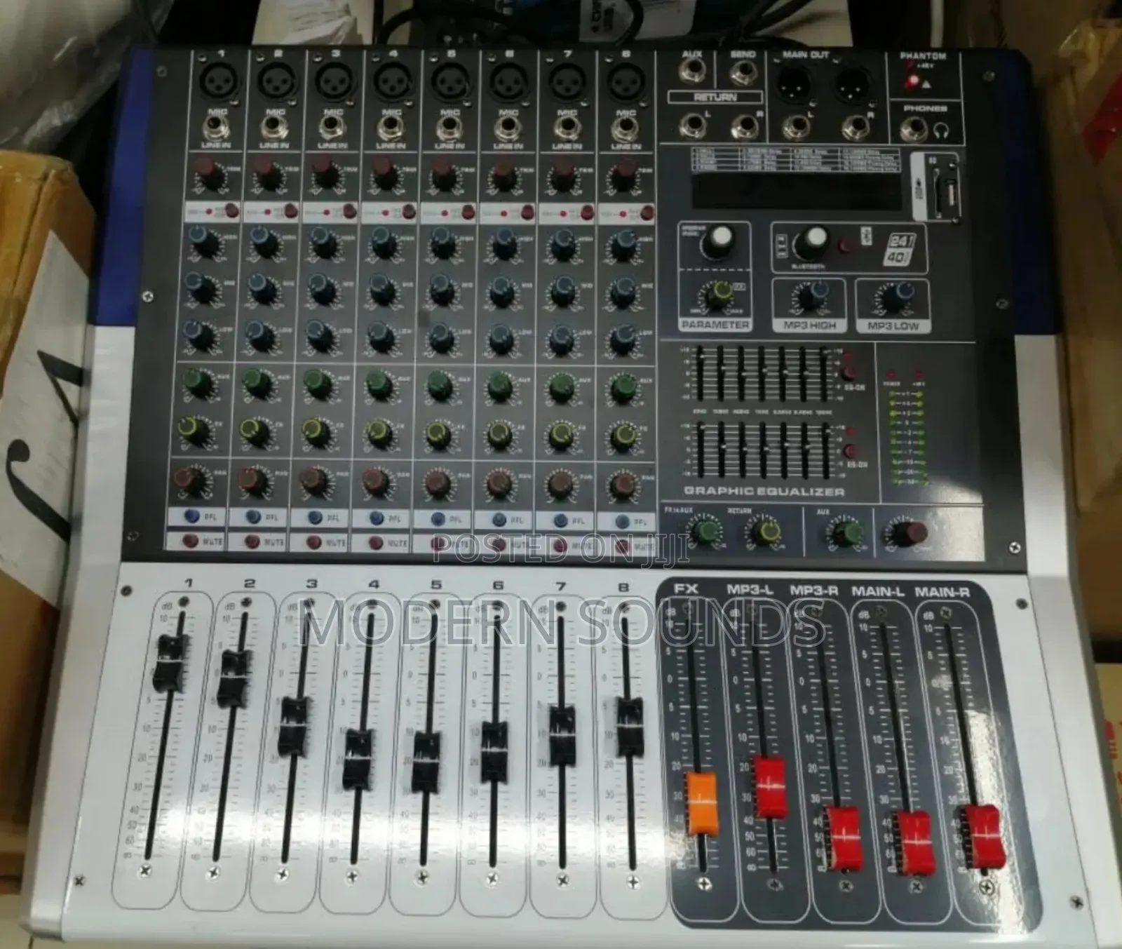 Soundcraft Kv 80 Professional Powered Audio Mixer.