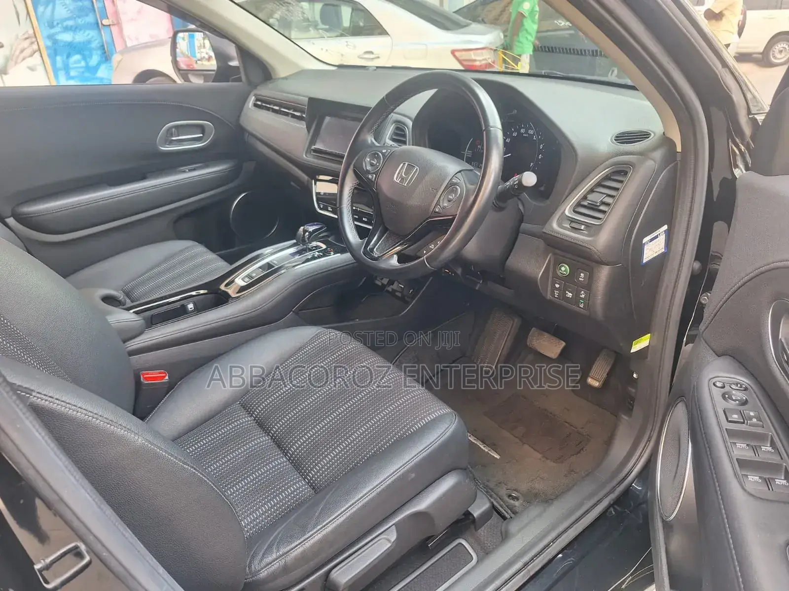 Honda Vezel 1.5 Hybrid 2WD 2019 Black