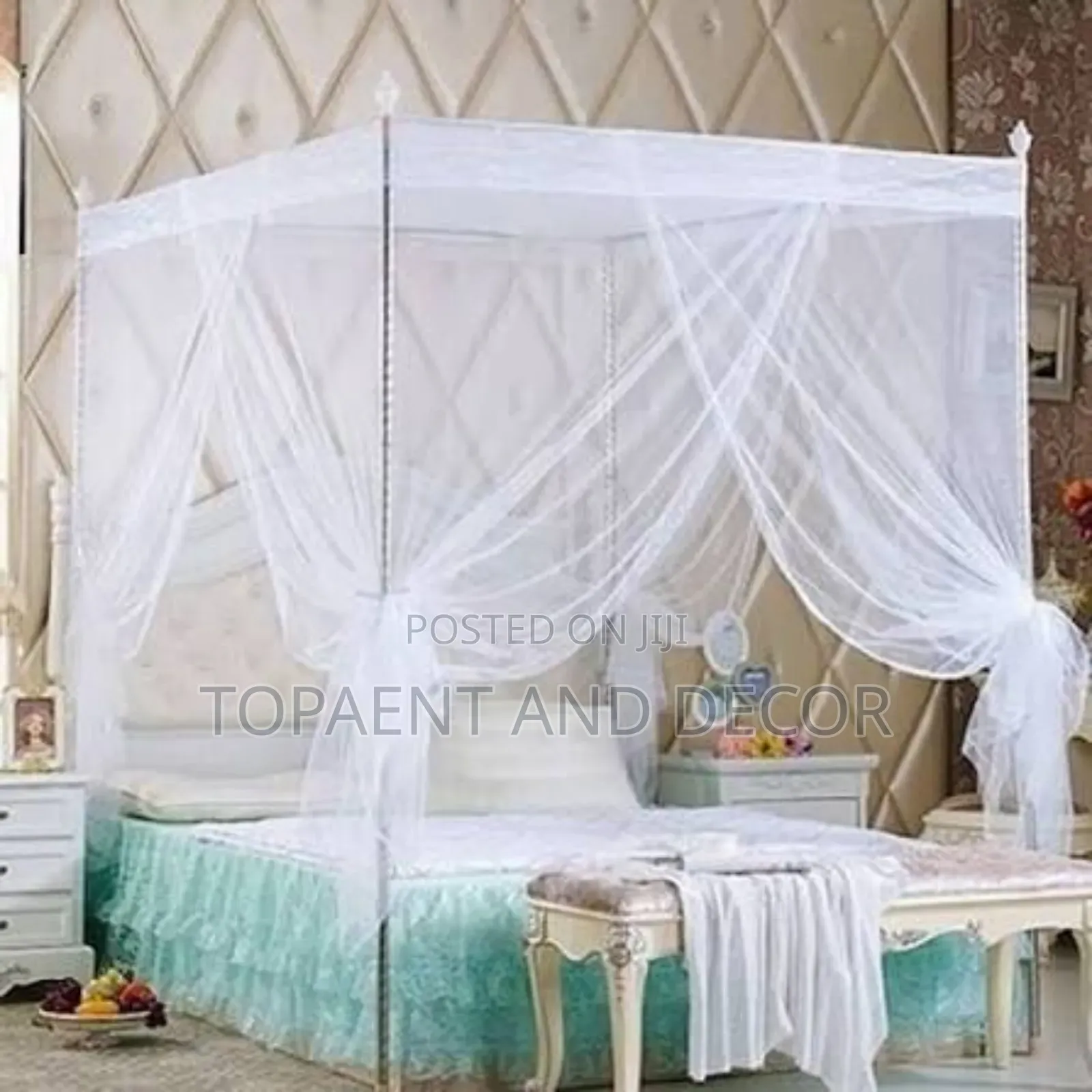 4 Poles Dreamy Bed Mosquito Net