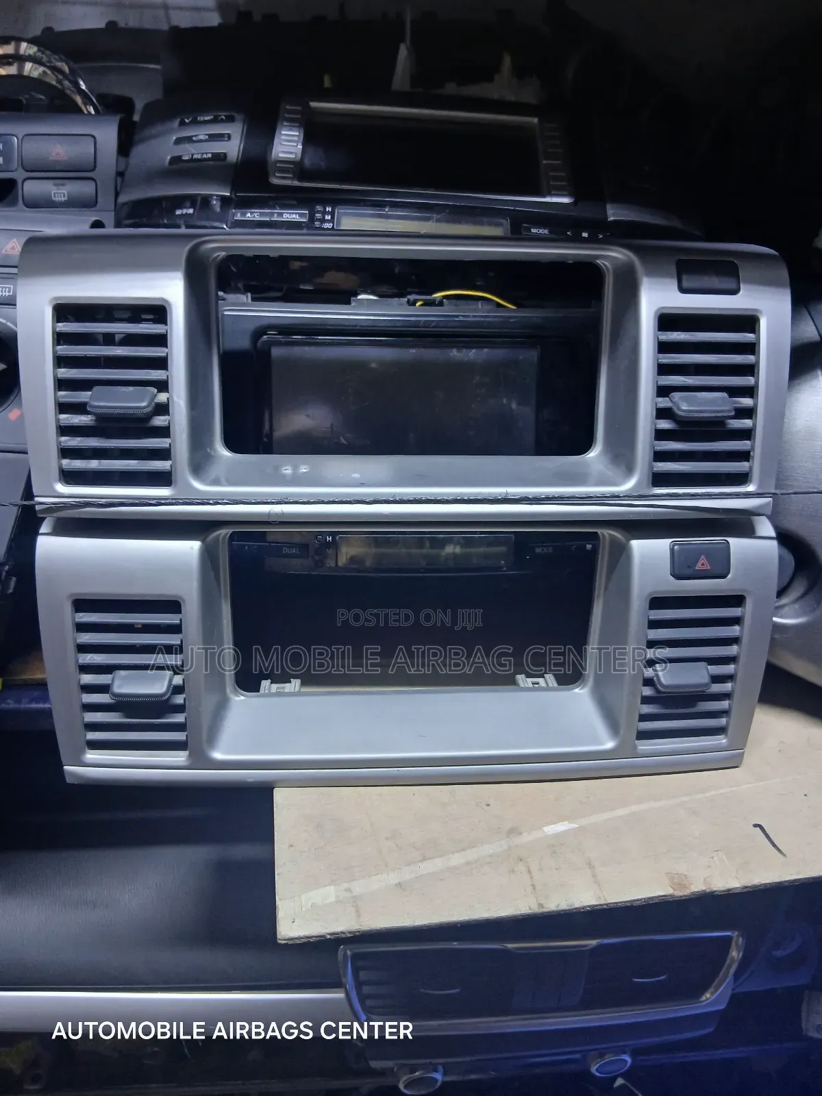 Toyota Raum 2000-2010 Radio Console