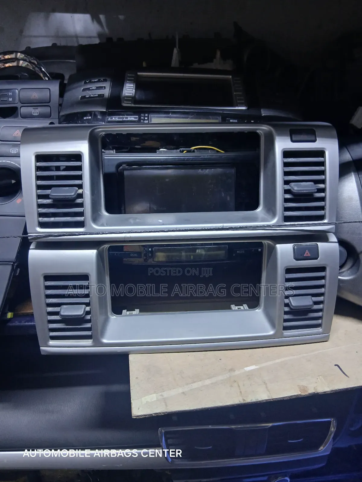 Toyota Raum 2000-2010 Radio Console
