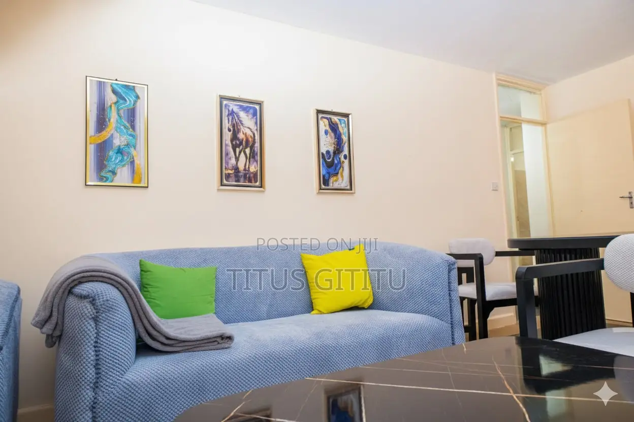Spacious 1 Bedroom Airbnb Parklands | Near Museum Hill Aga Khan