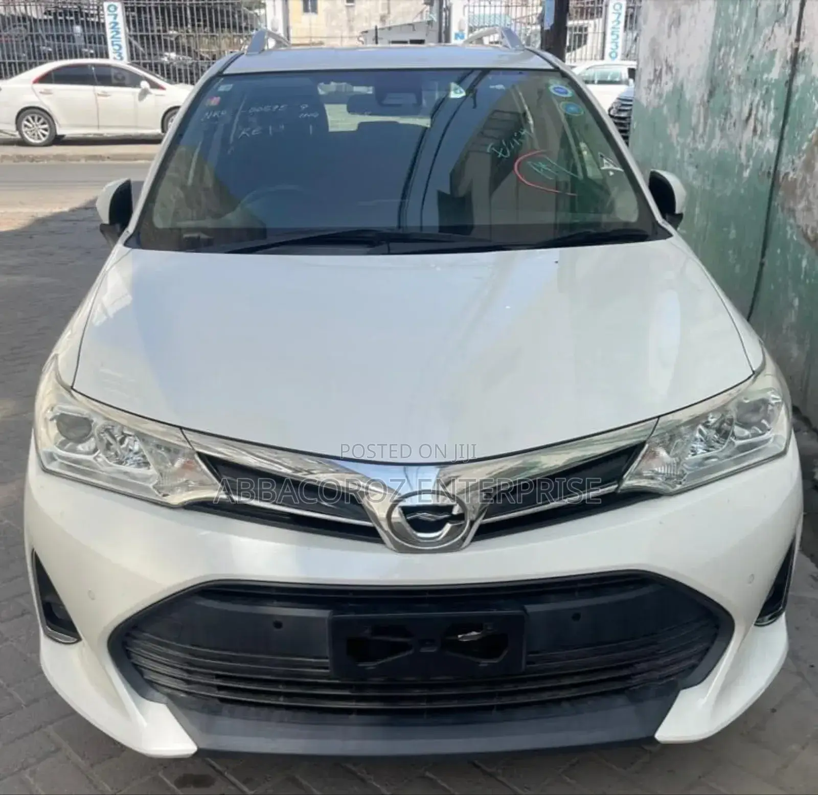 Toyota Corolla Fielder 1.5 Petrol FWD 2018 Pearl