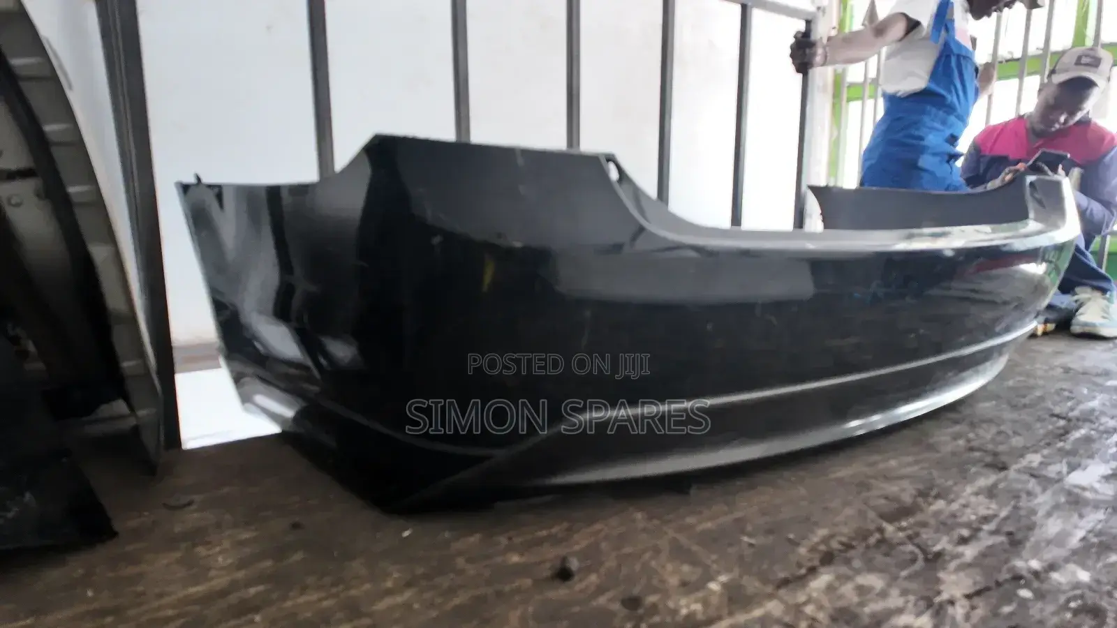 Toyota Crown Athlete 2013–2018 Back Bumper Original Ex-Japan