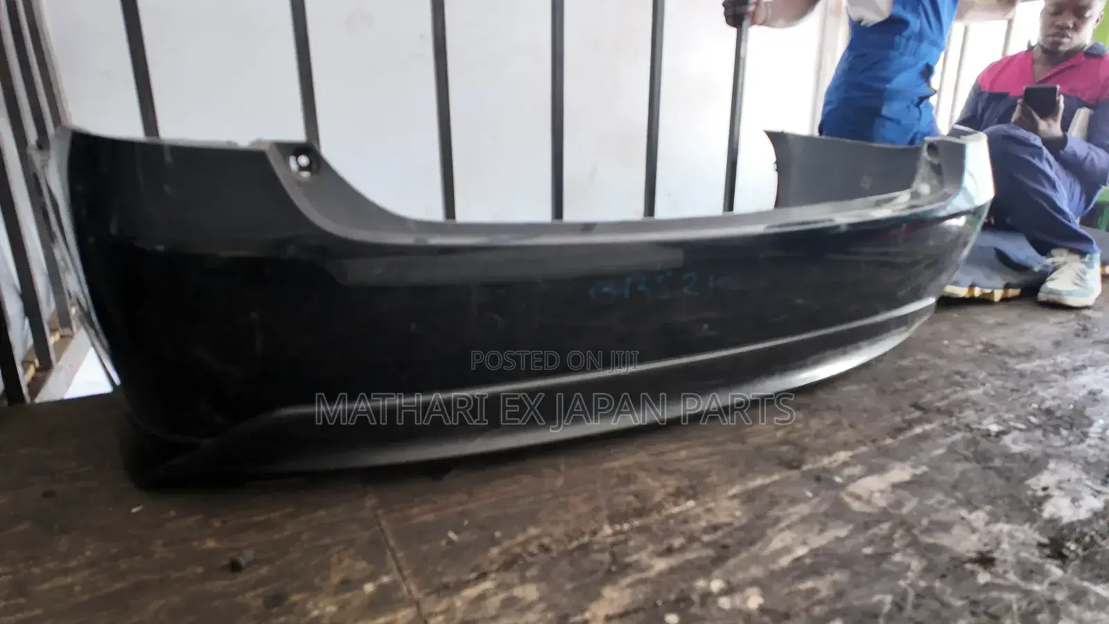 Toyota Crown Athlete 2013–2018 Back Bumper Original Ex-Japan