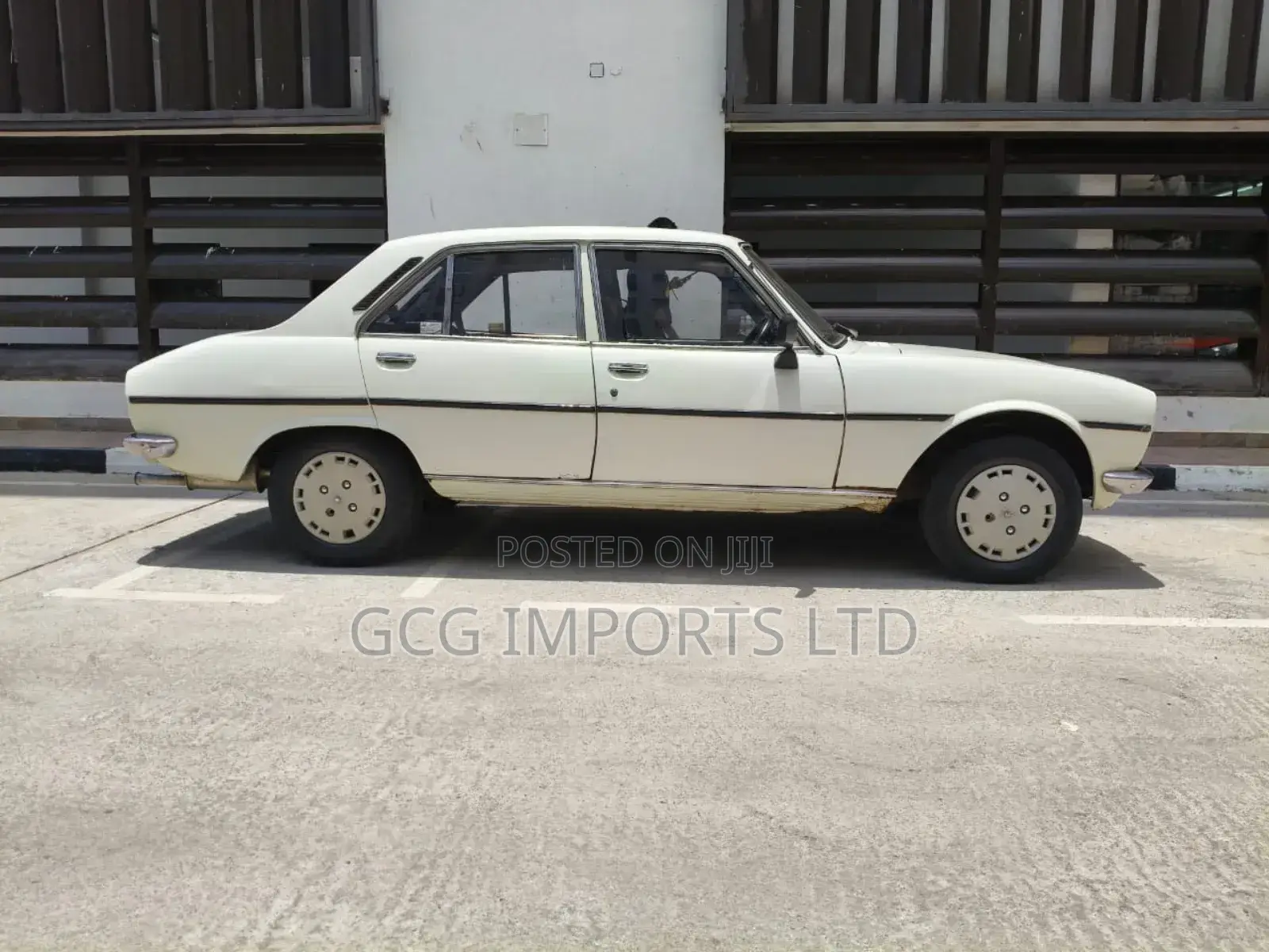 Peugeot 504 1992 Yellow