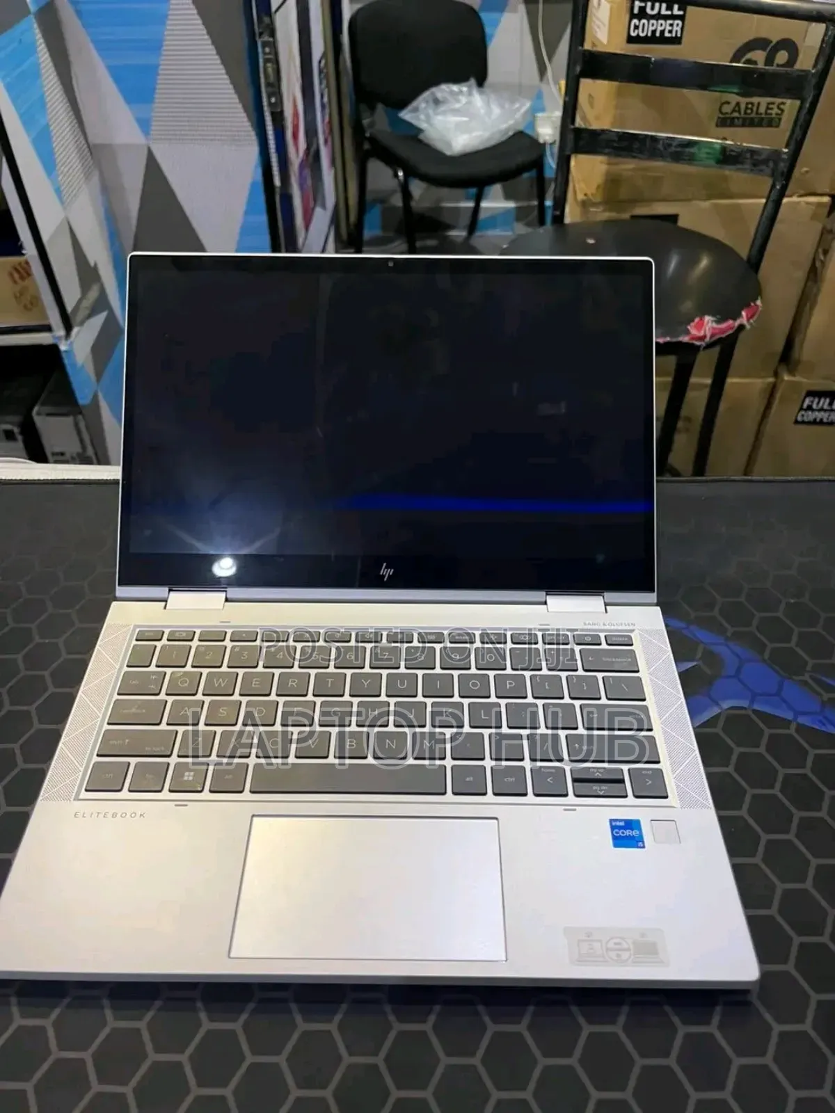 Laptop HP EliteBook 830 G8 16GB Intel Core I5 SSD 256GB
