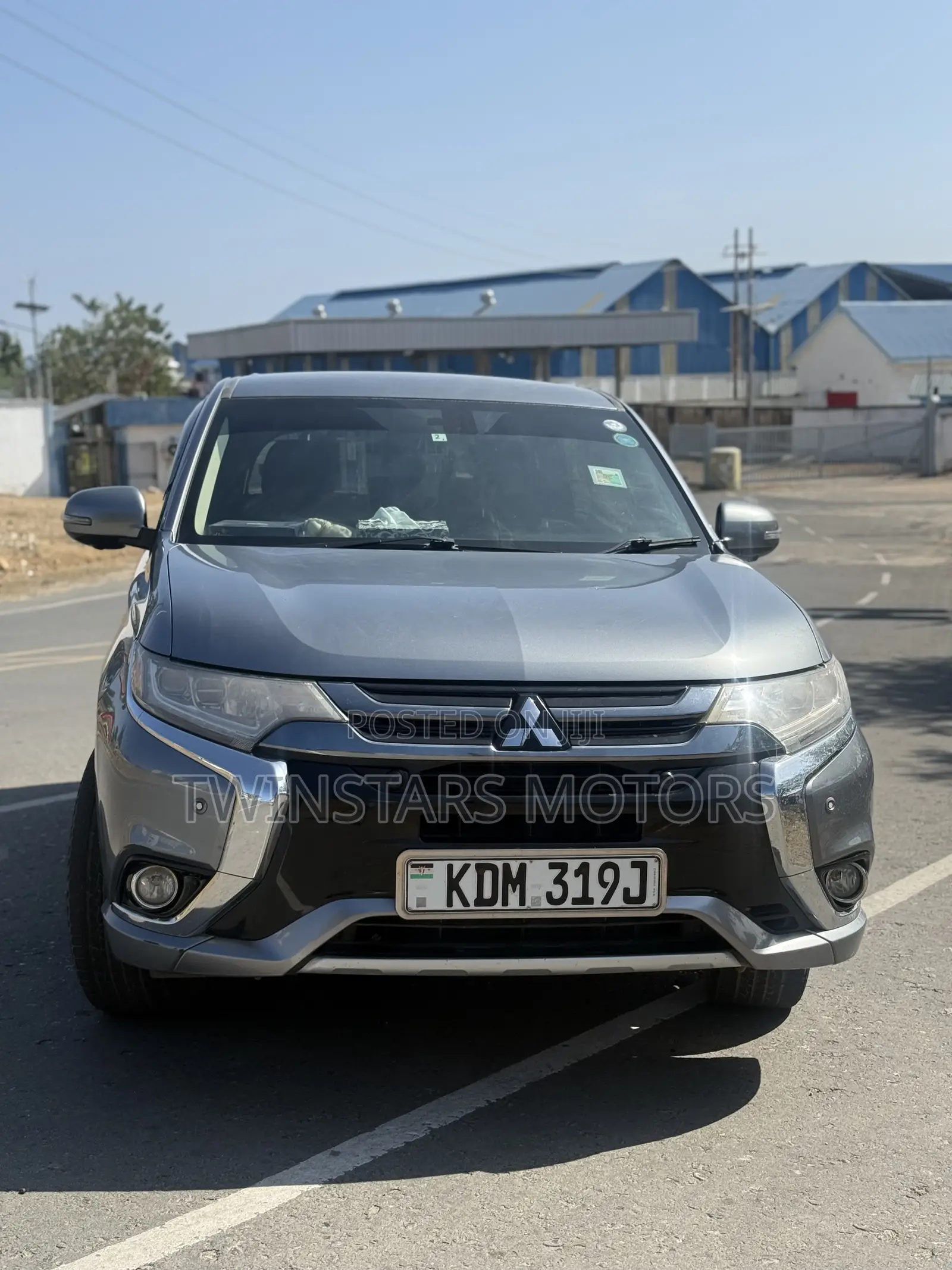 Mitsubishi Outlander 2.0 PHEV AWD 2016 Gray