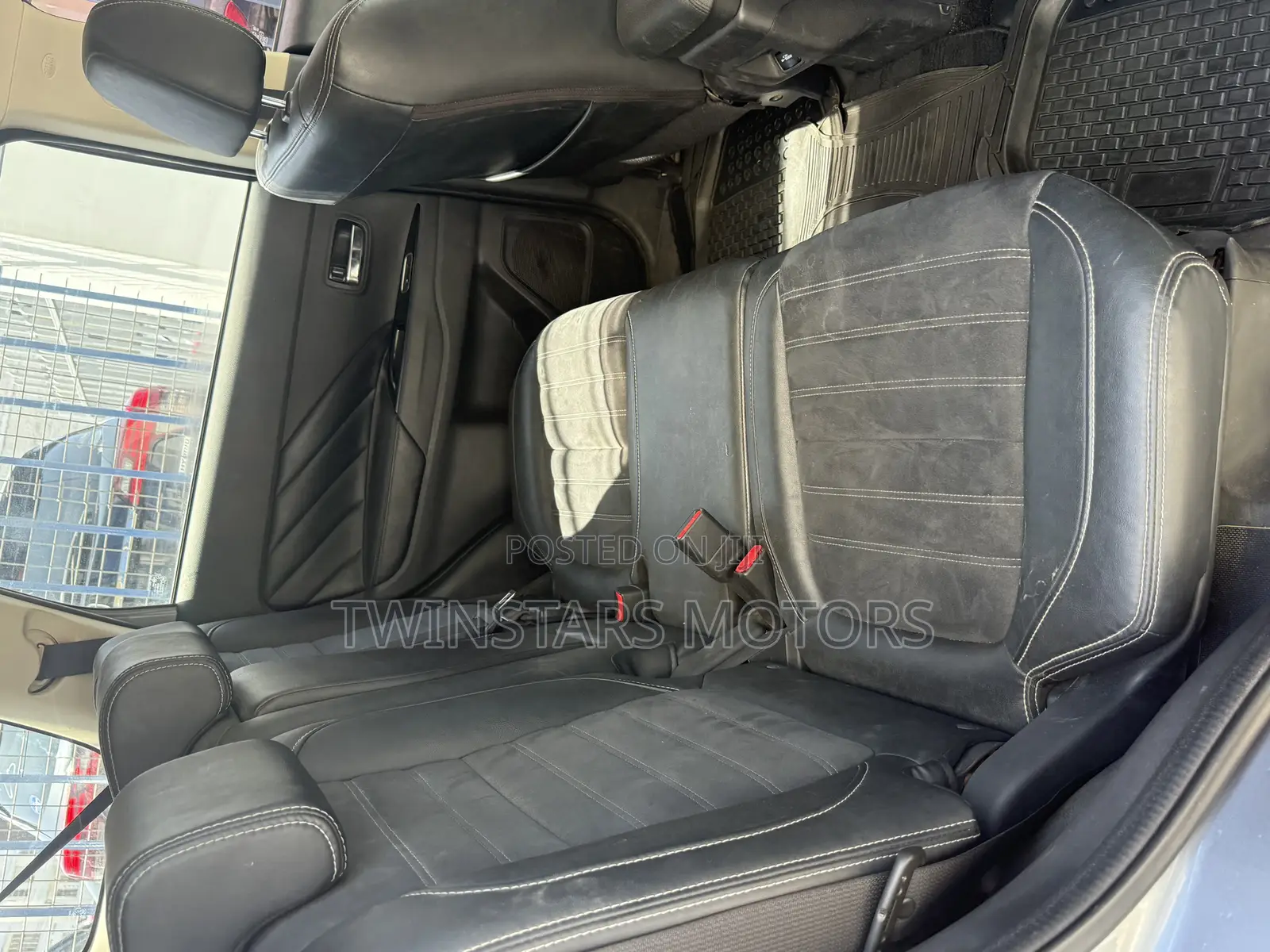Mitsubishi Outlander 2.0 PHEV AWD 2016 Gray