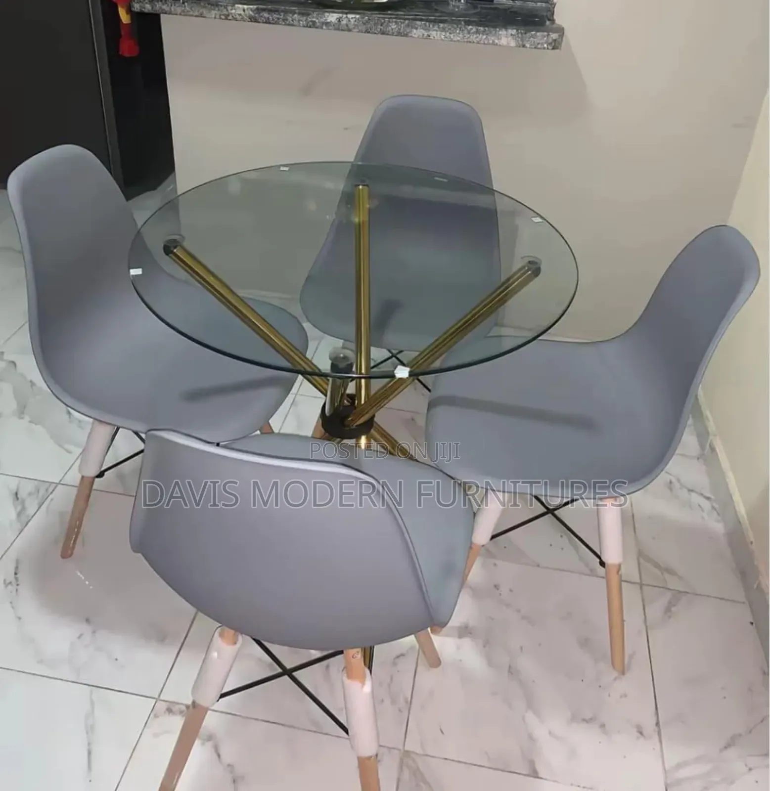 Modern Round Glass Dining Table
