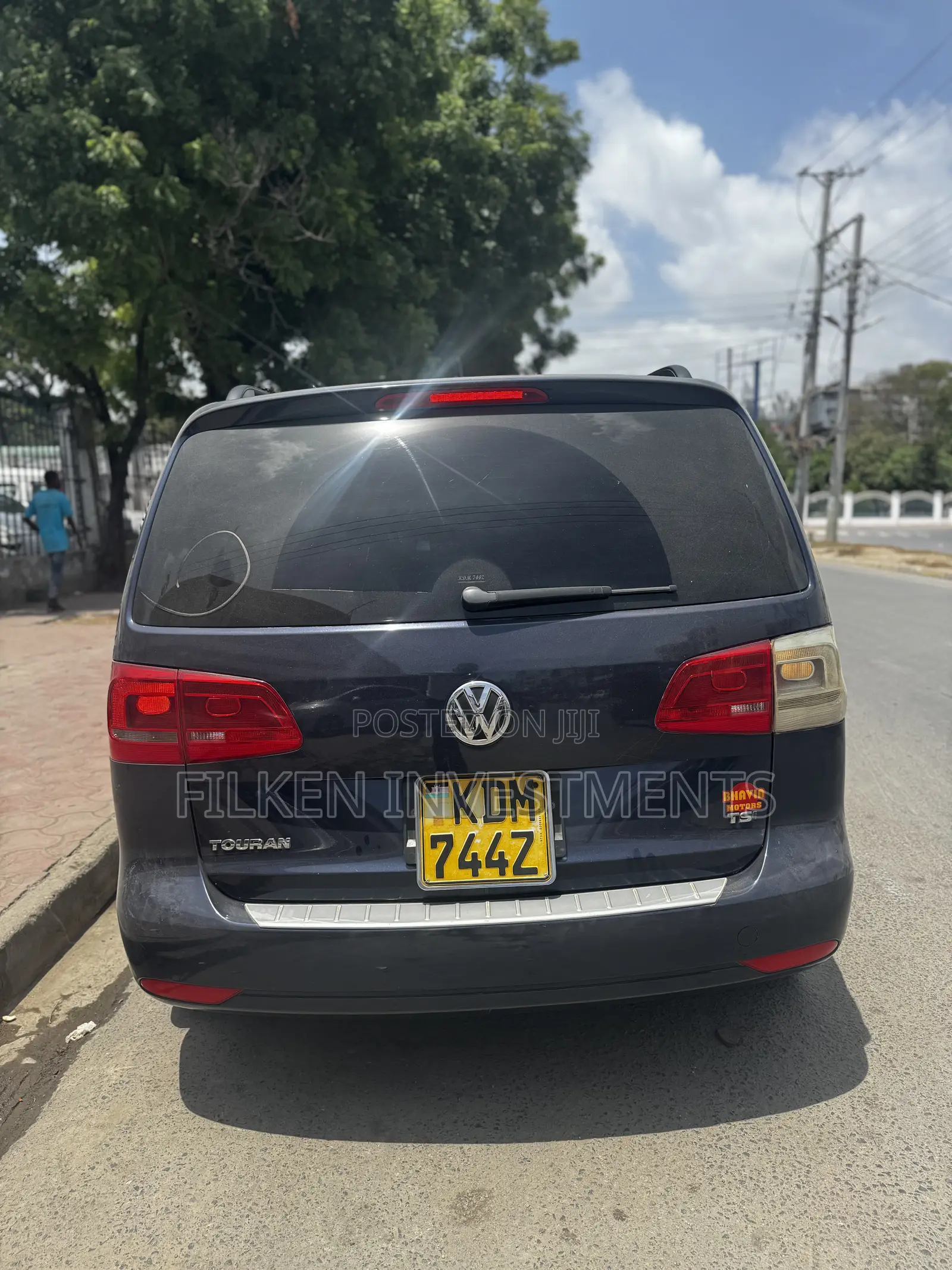 Volkswagen Touran 2016 Blue