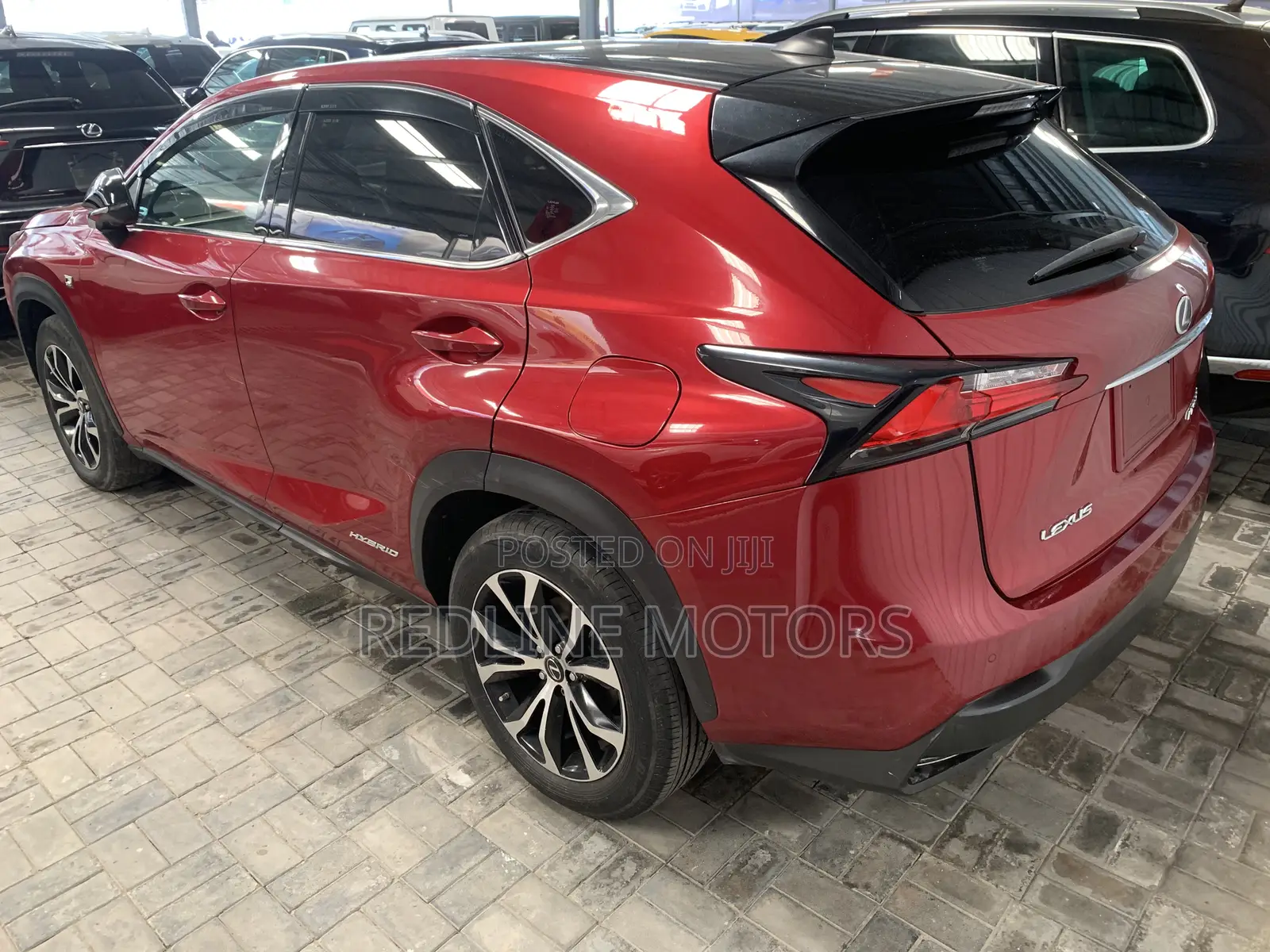 Lexus NX 300h Base 4x4 (2.5L 4cyl 2A) 2018 Red