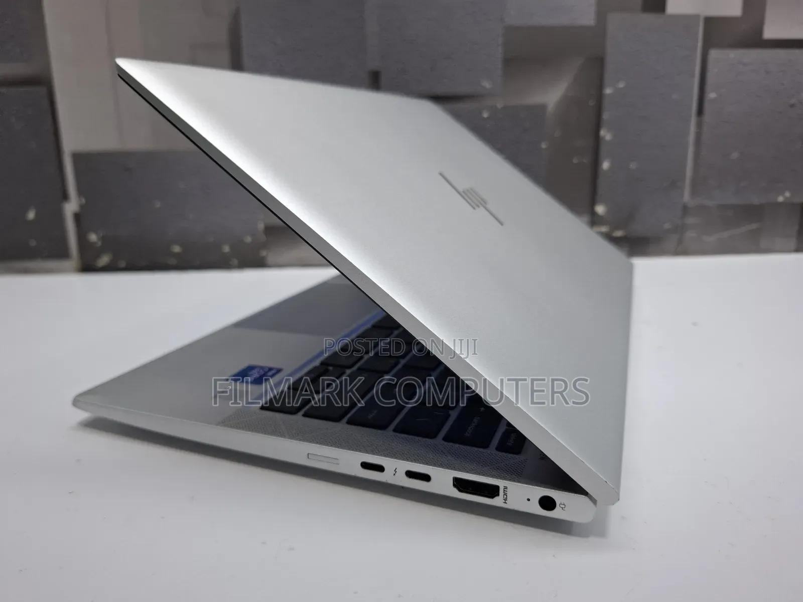 Laptop HP EliteBook 830 G8 16GB Intel Core i7 SSD 512GB