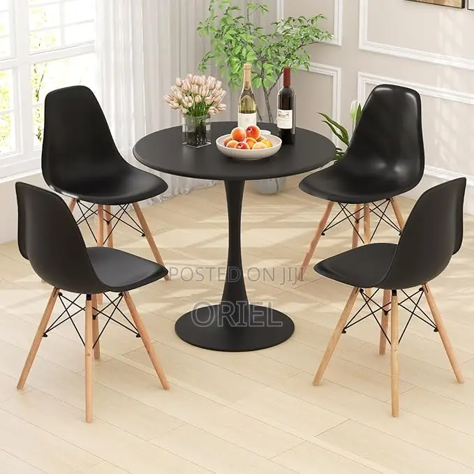 Dining Set : 4-Seater Eames Dining Set