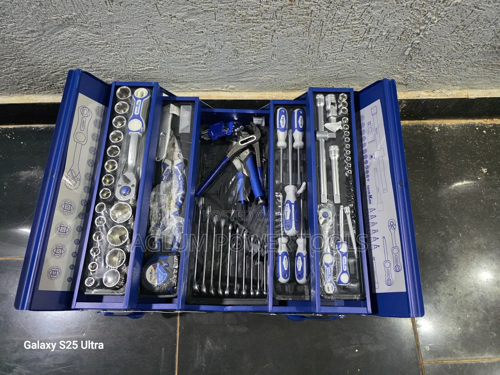 Blue Mechanical Toolset With 85 PCS