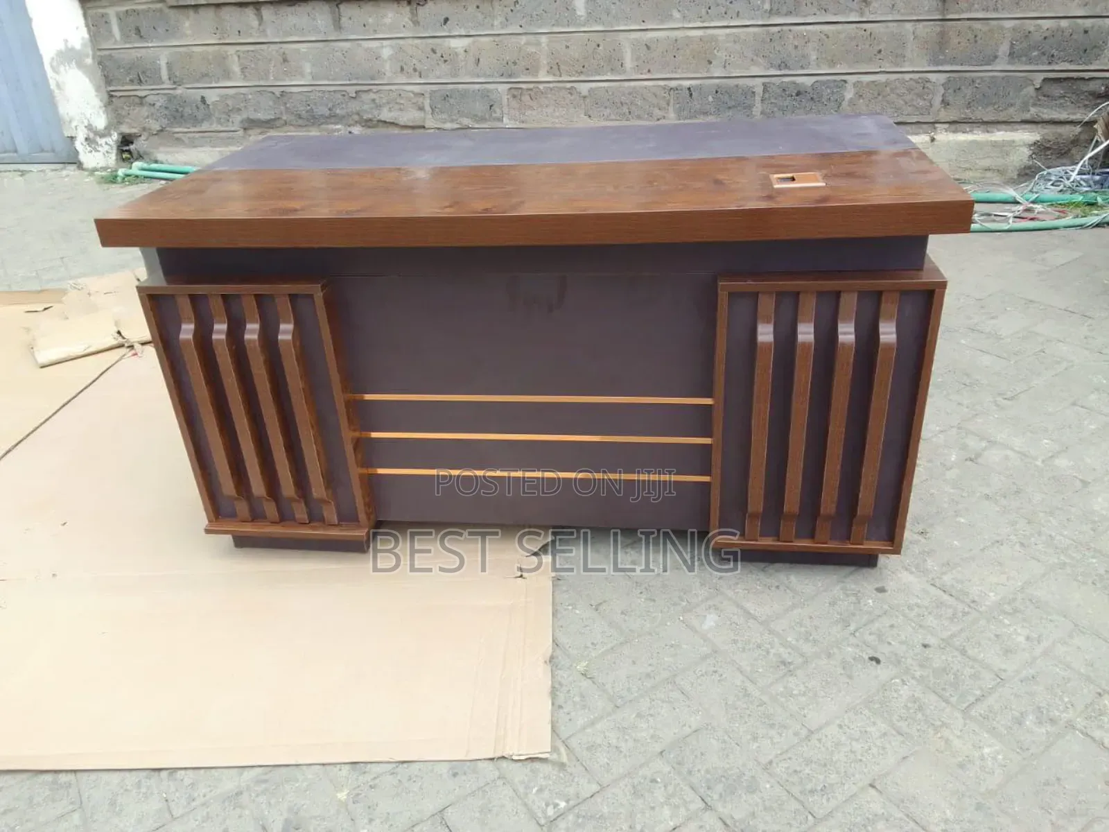Boss Products Office Desk
