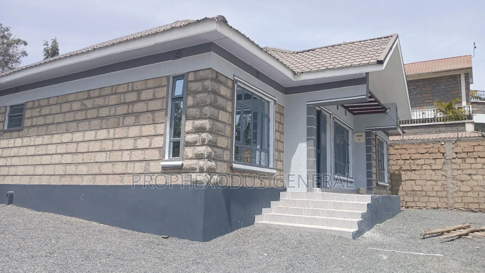 3bdrm Bungalow in Matasia for sale
