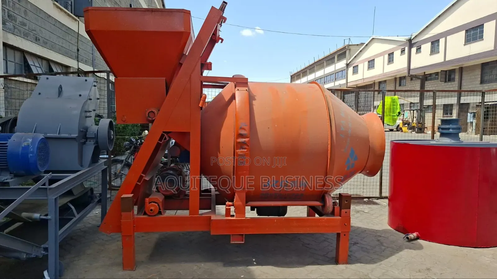 Self Loading Mixer 500l