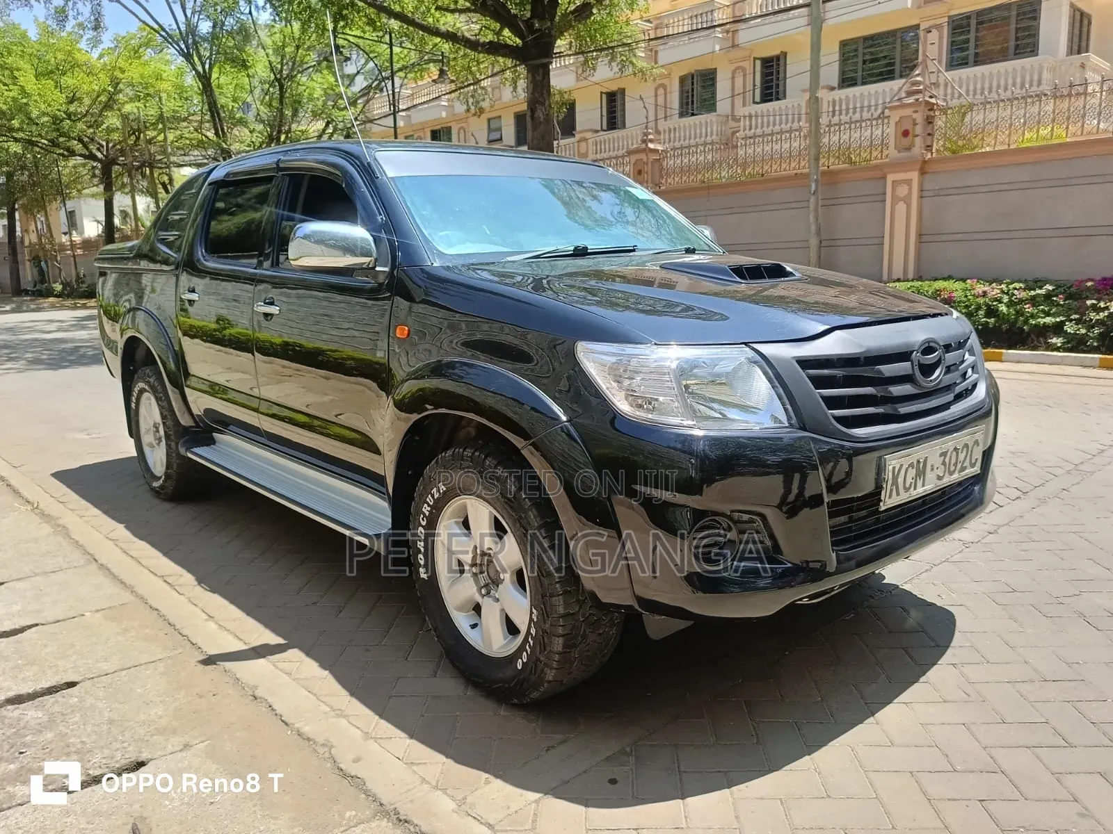 Toyota Hilux 2010 Matt Black
