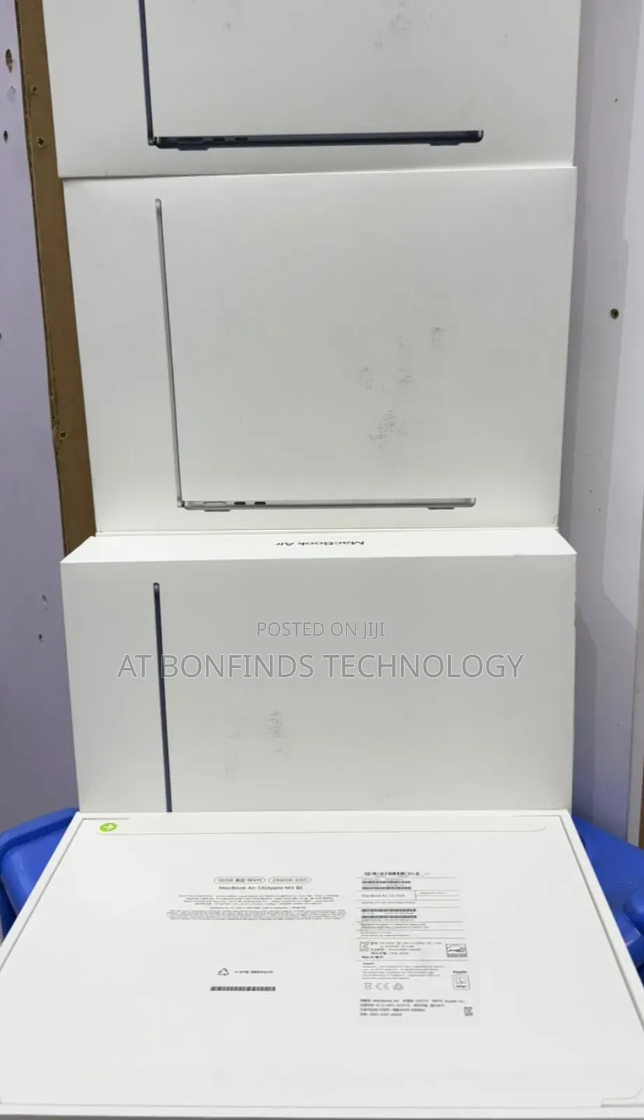 New Laptop Apple MacBook Air 2024 M3 13-Inch 16GB Apple M3 SSD 256GB