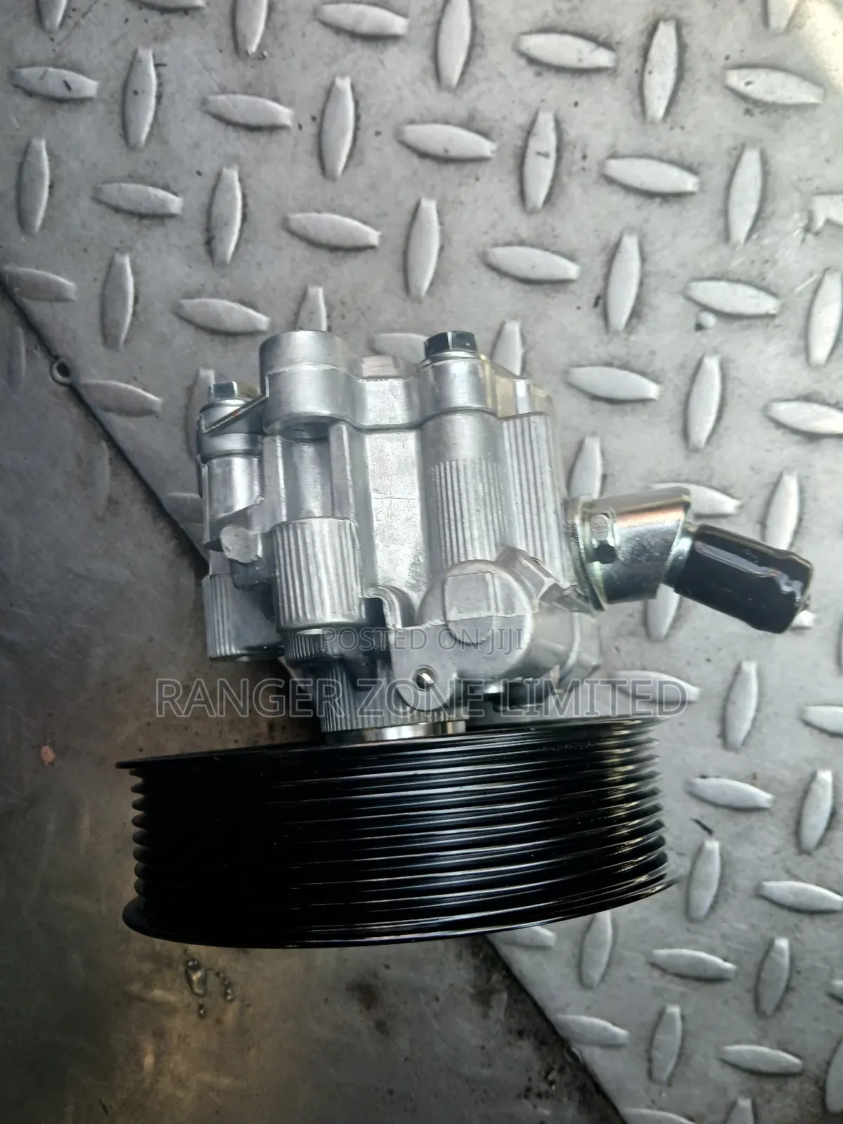 Toyota Land Cruiser V8