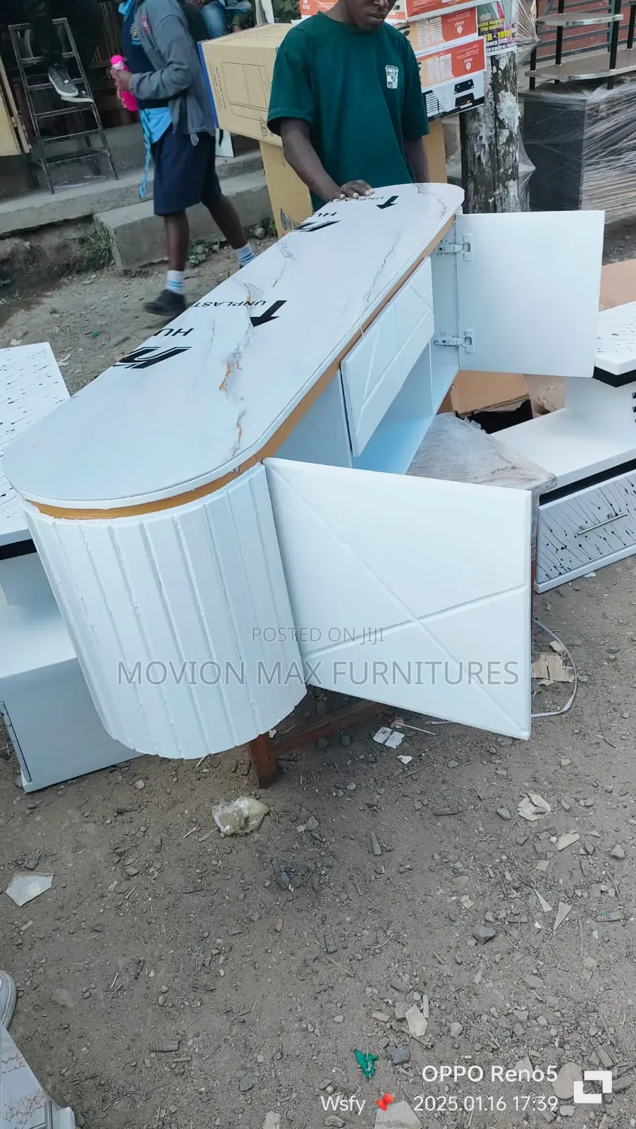 Modern Oval Tv Stand