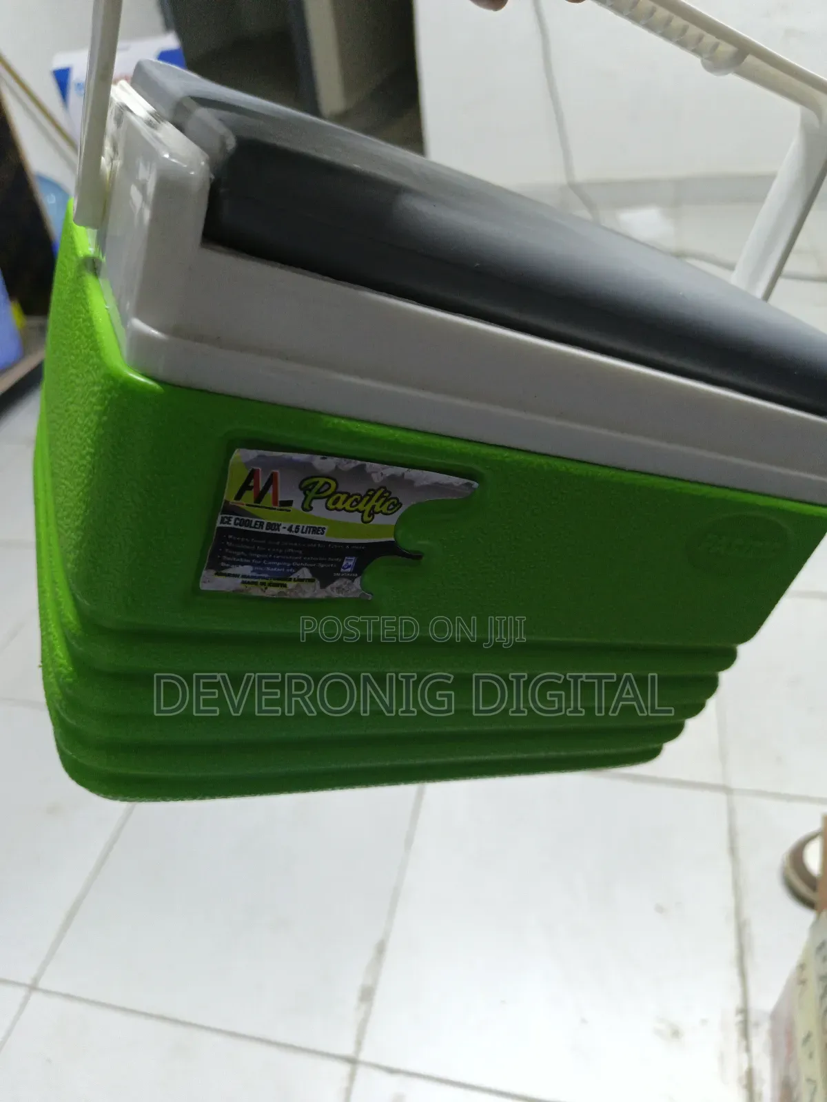 Pacific Cooler Box 
4.5 LTRS