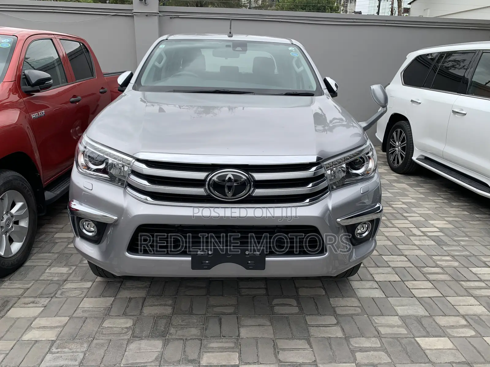 Toyota Hilux Revo Double Cab Deisel 2.4 AWD 2018 Silver
