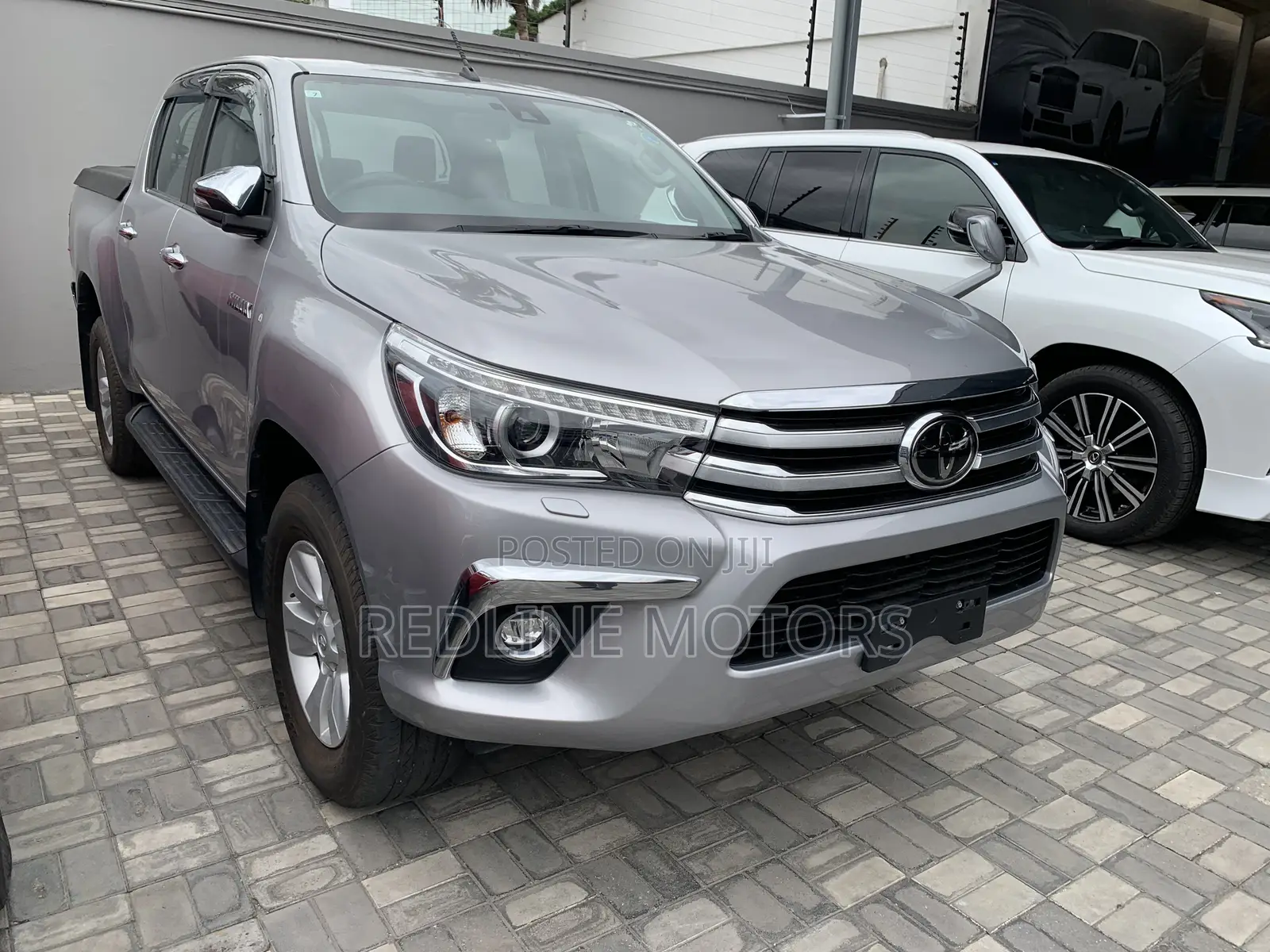 Toyota Hilux Revo Double Cab Deisel 2.4 AWD 2018 Silver