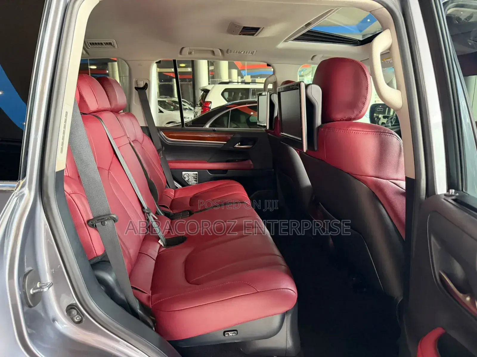 Lexus LX 570 AWD 2016 Gray