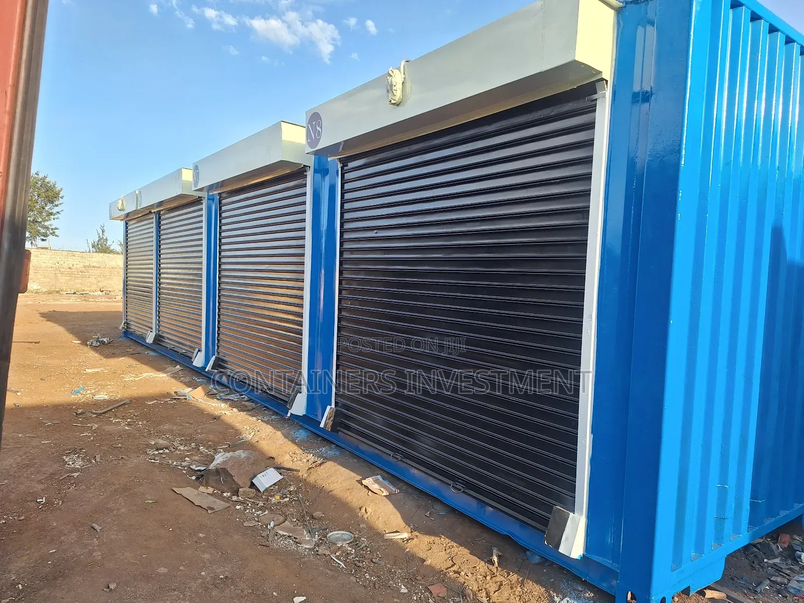 40ft Container 4 Shops Available.