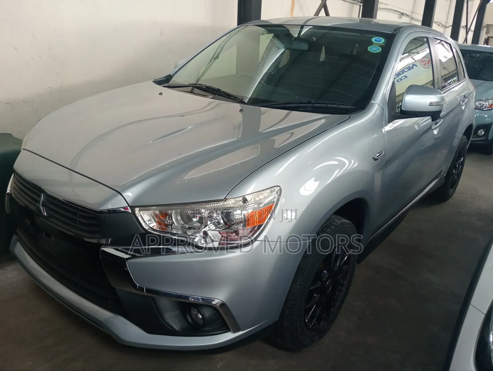 Mitsubishi RVR 2019 Silver