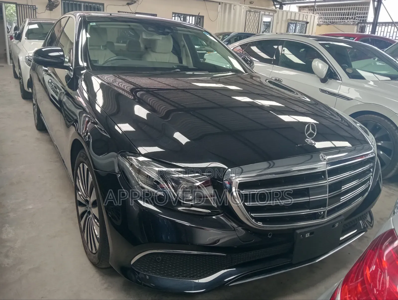 Mercedes-Benz E400 2018 Black