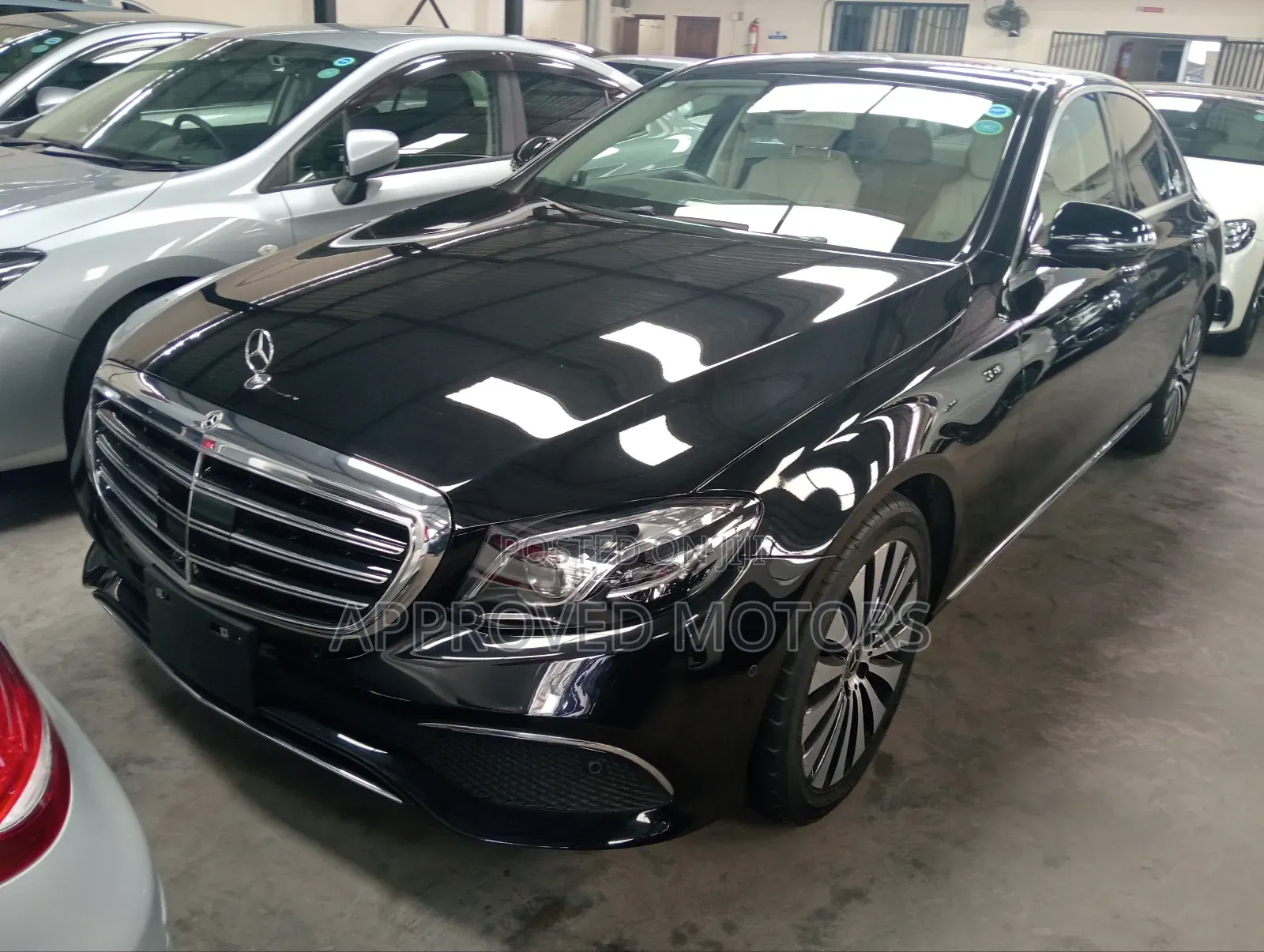 Mercedes-Benz E400 2018 Black