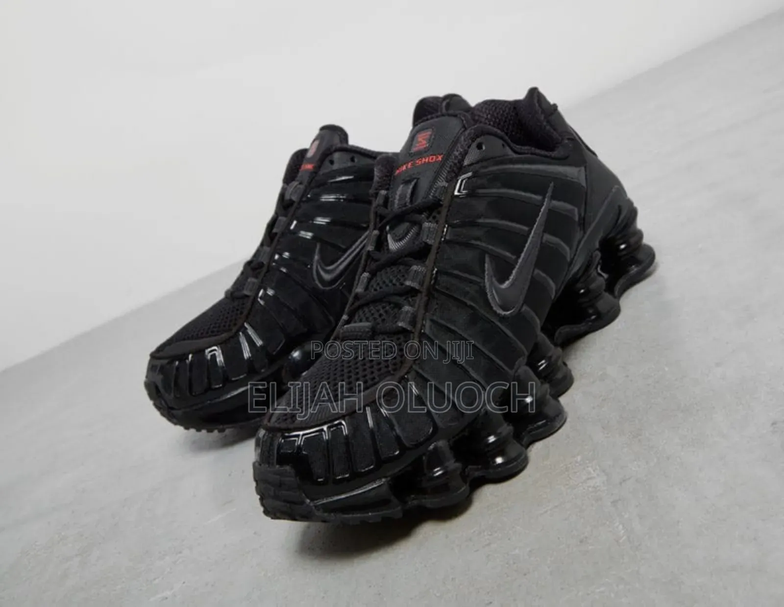 All Black Nike Shox