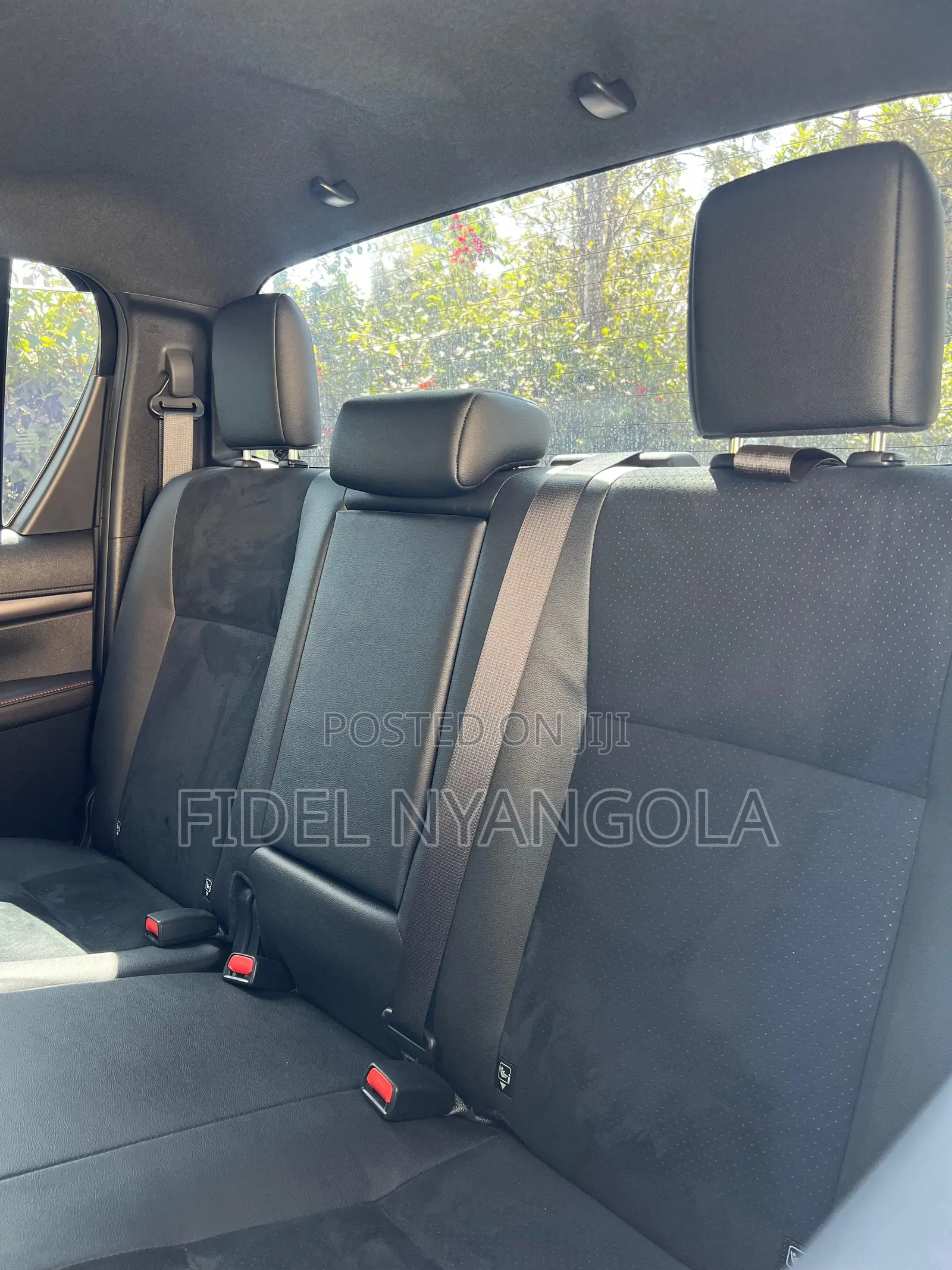 Toyota Hilux 2.4 Diesel 2020 Black