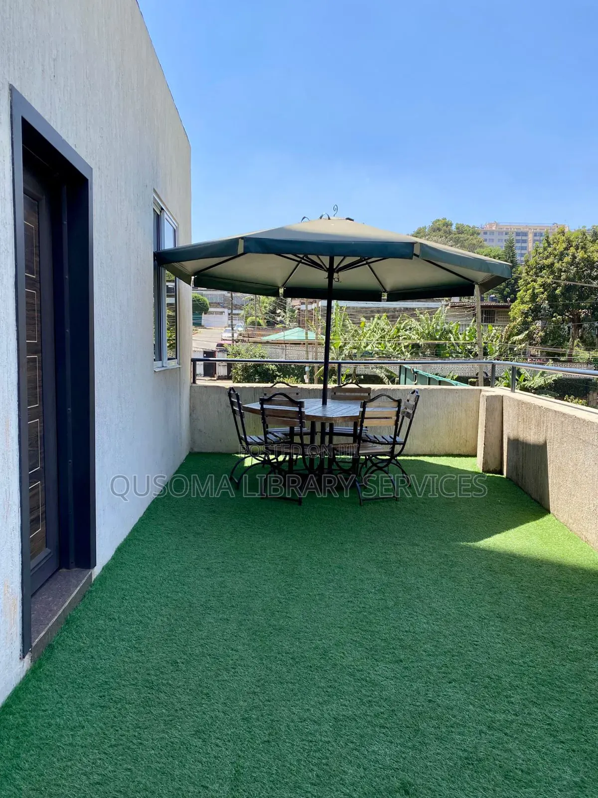 Furnished 4bdrm Apartment in Valley Arcade for sale