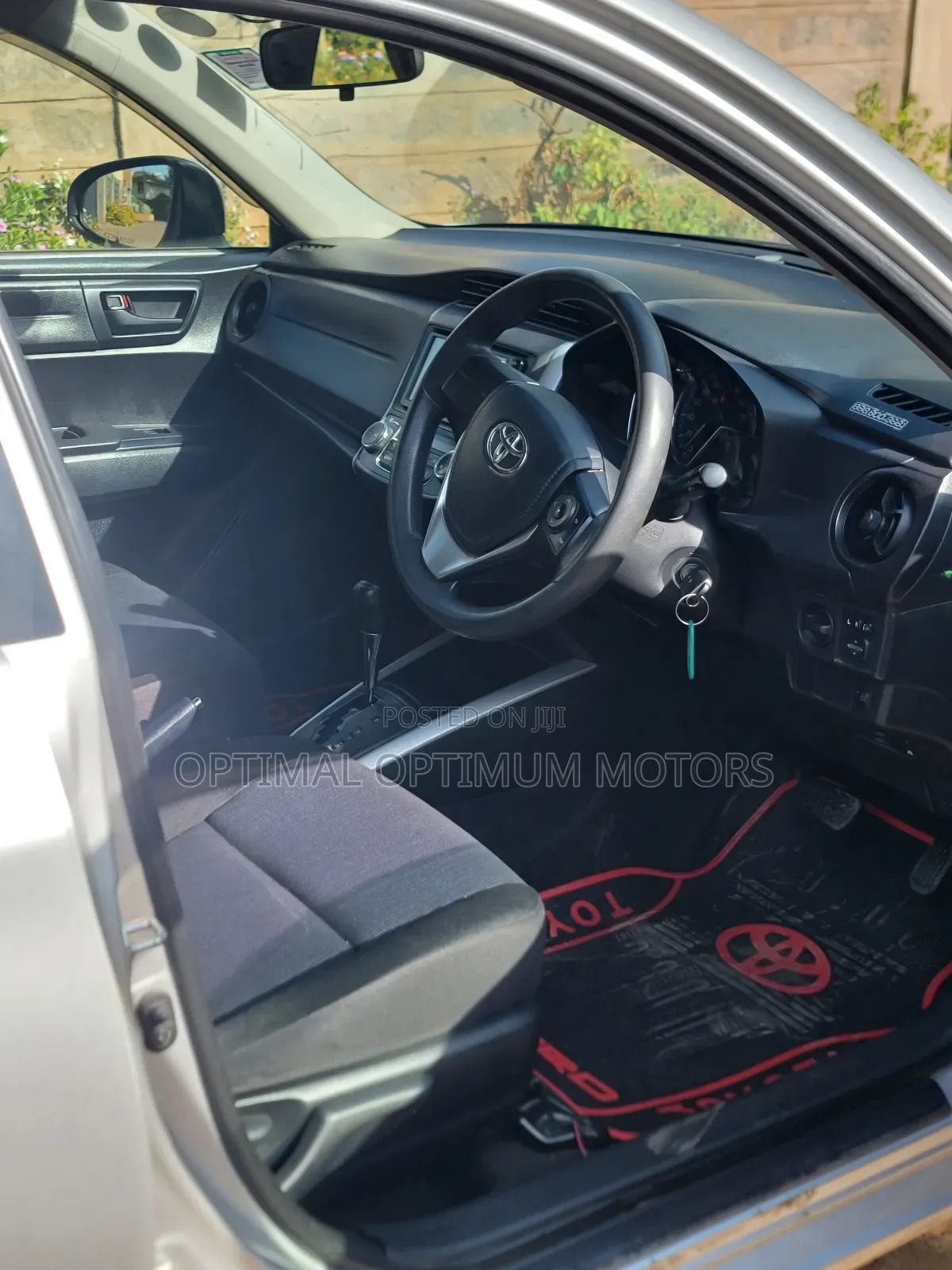 Toyota Corolla Fielder 1.5 Hybrid FWD 2016 Silver