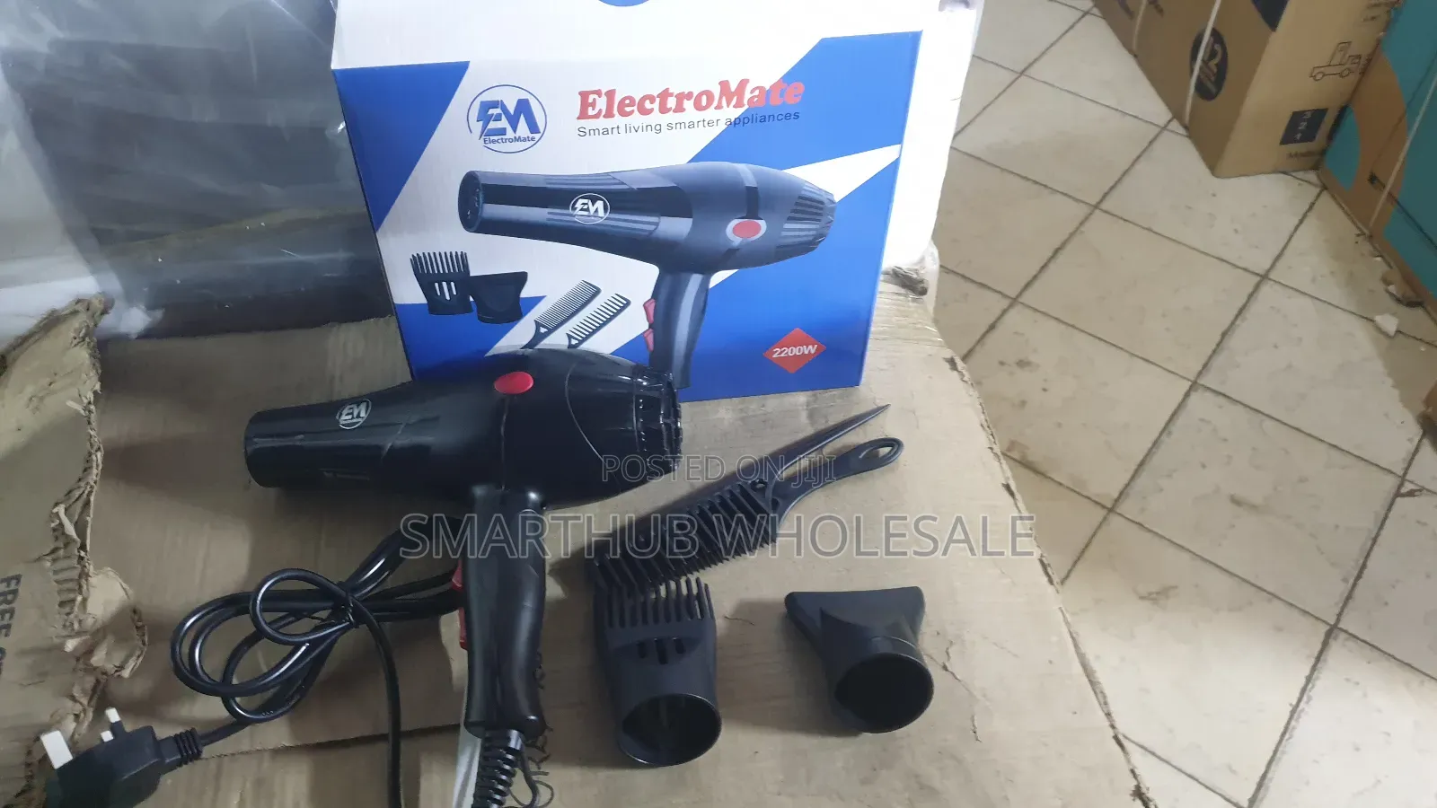 Electromate Blowdry 2200w With Combs