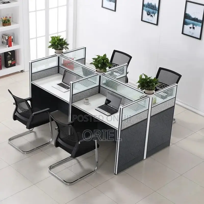 Office Workstation : Modern 4-Way Office Workstation