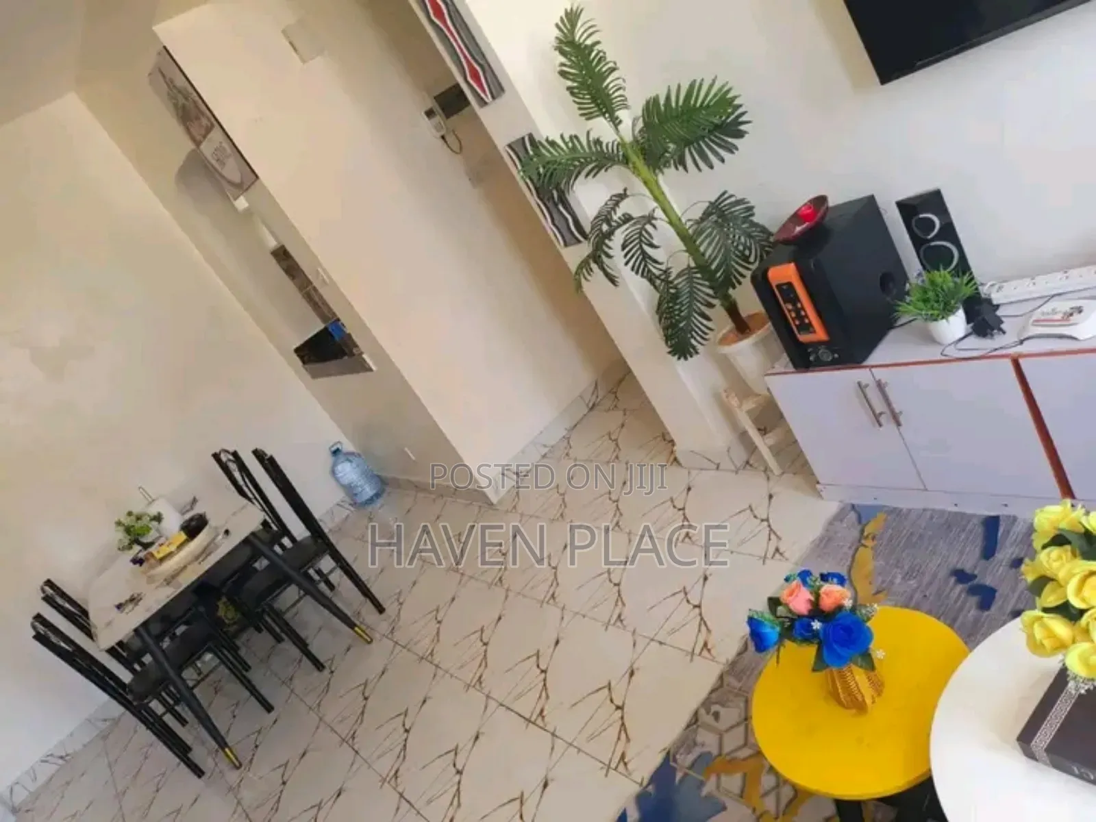 1 2 Bedroom BNB Apartments Bamburi Mtambo