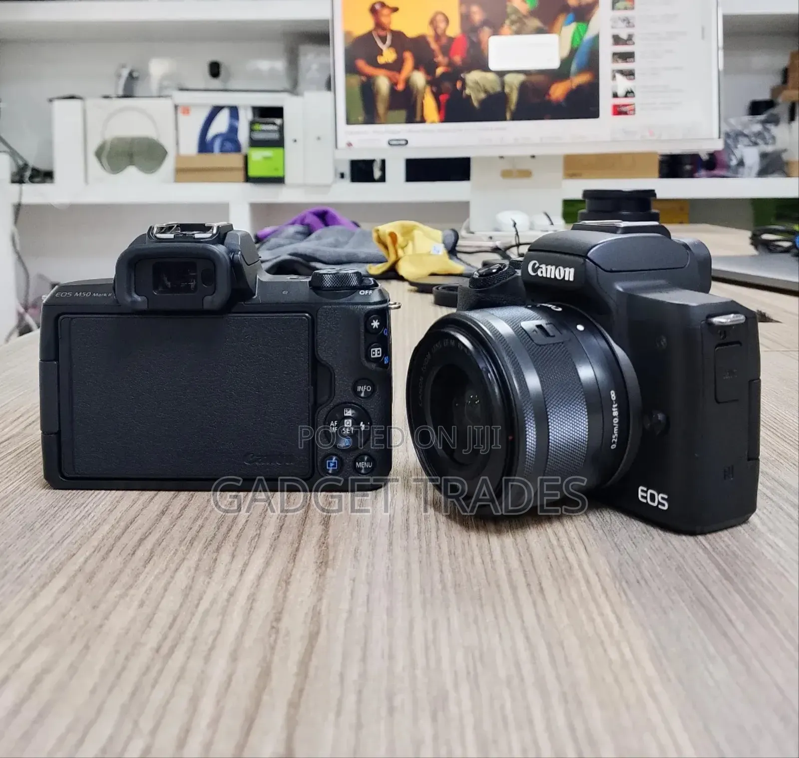 Canon Eos M50 Mark Ii With 15-45mm Kit Lens(Supper Clean)