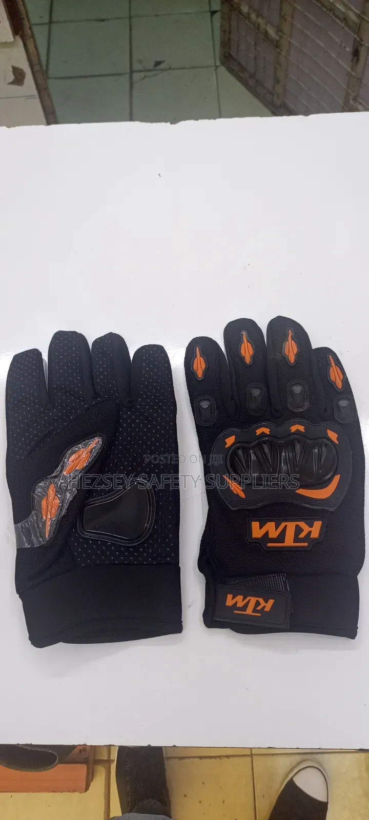 Affordable Riders Glove